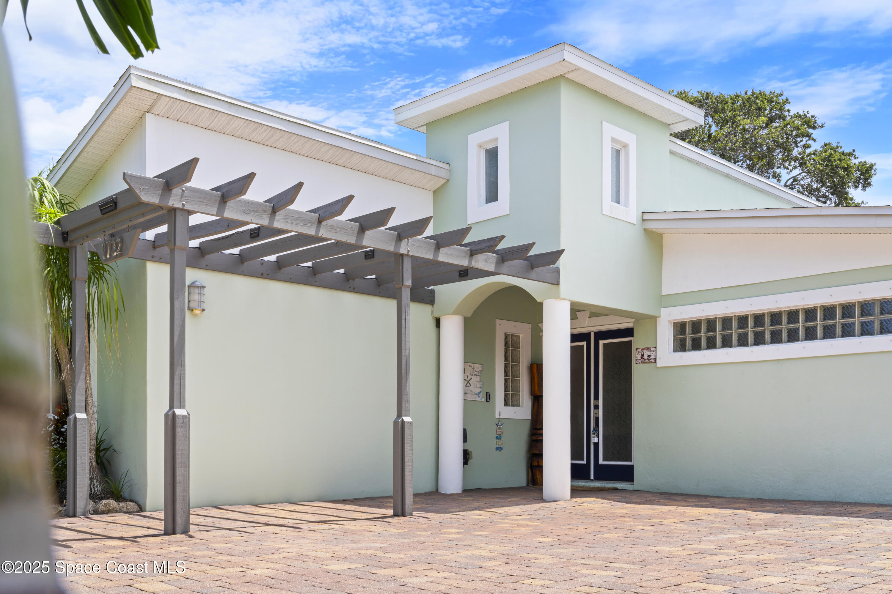 1732 Bay Shore Drive