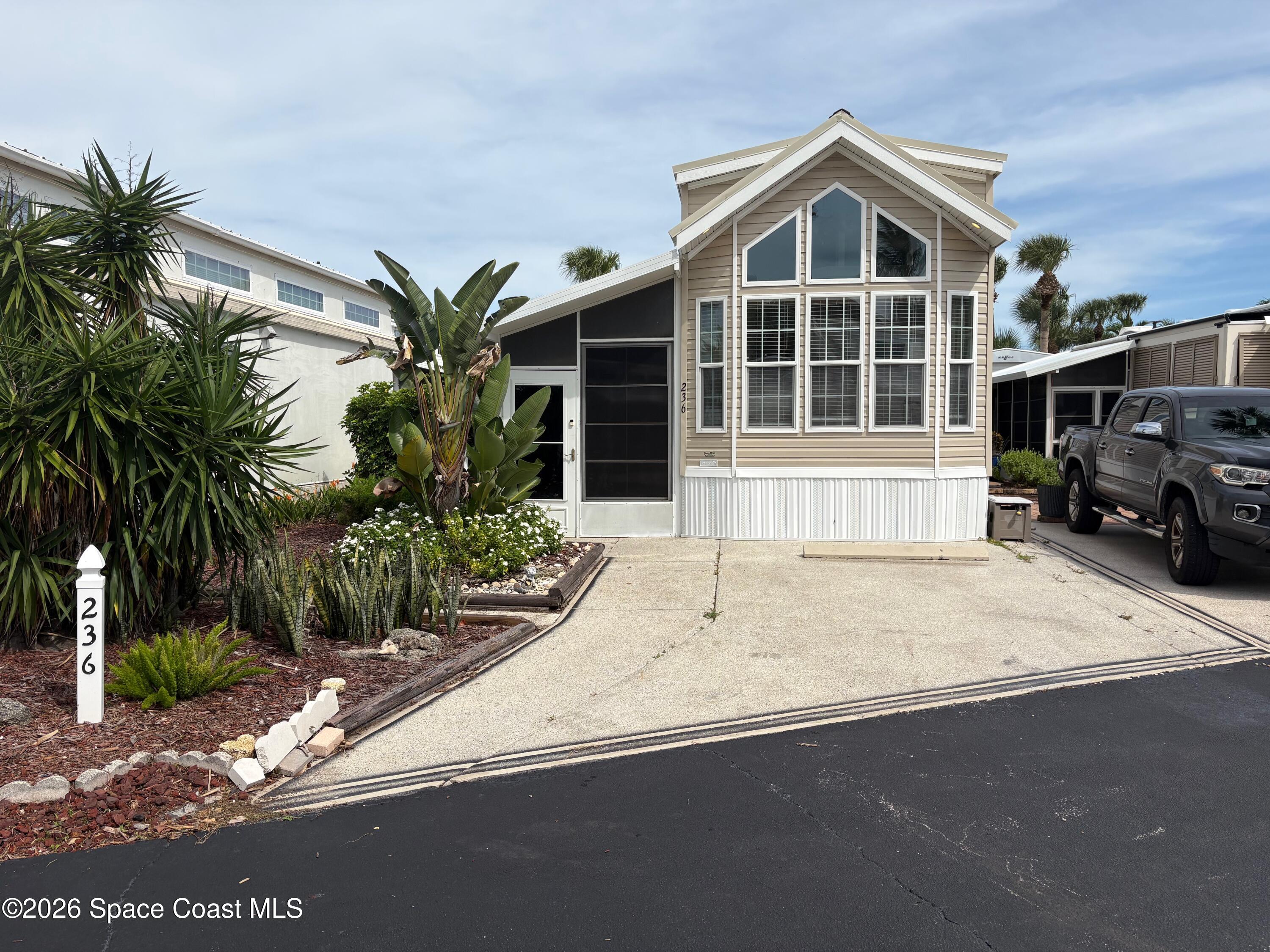 236 Pier Lane 482