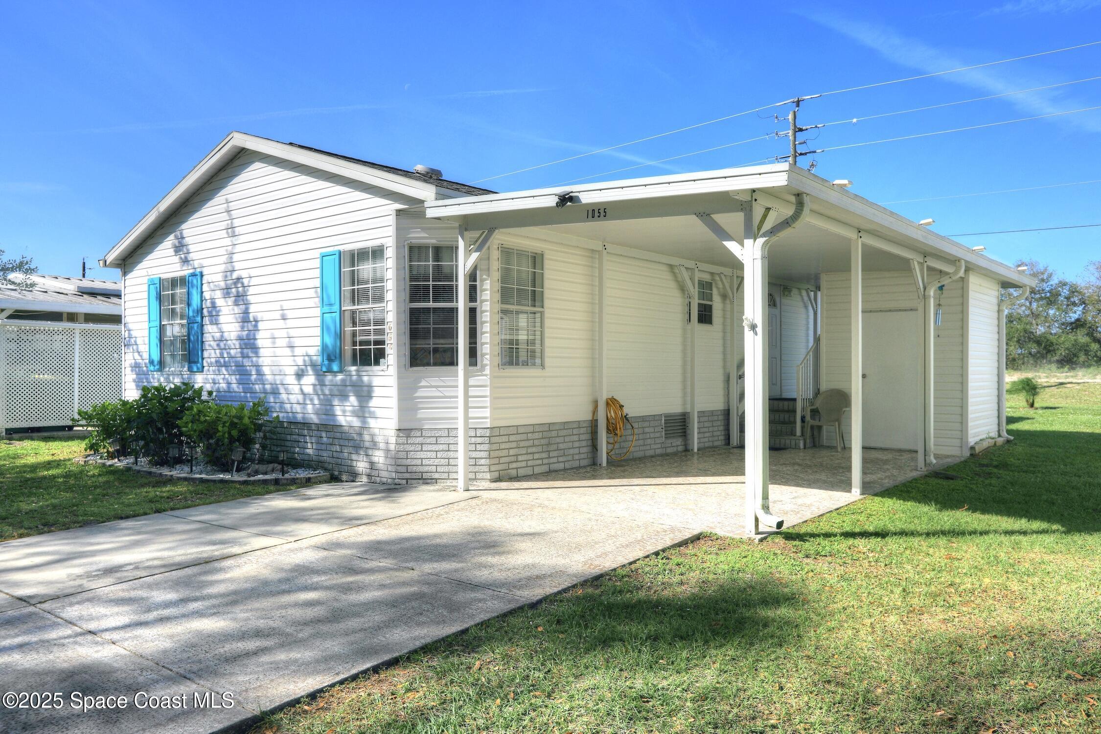 1055 Wren Circle