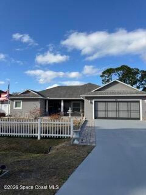 591 Australian Road NW Palm Bay FL 32907
