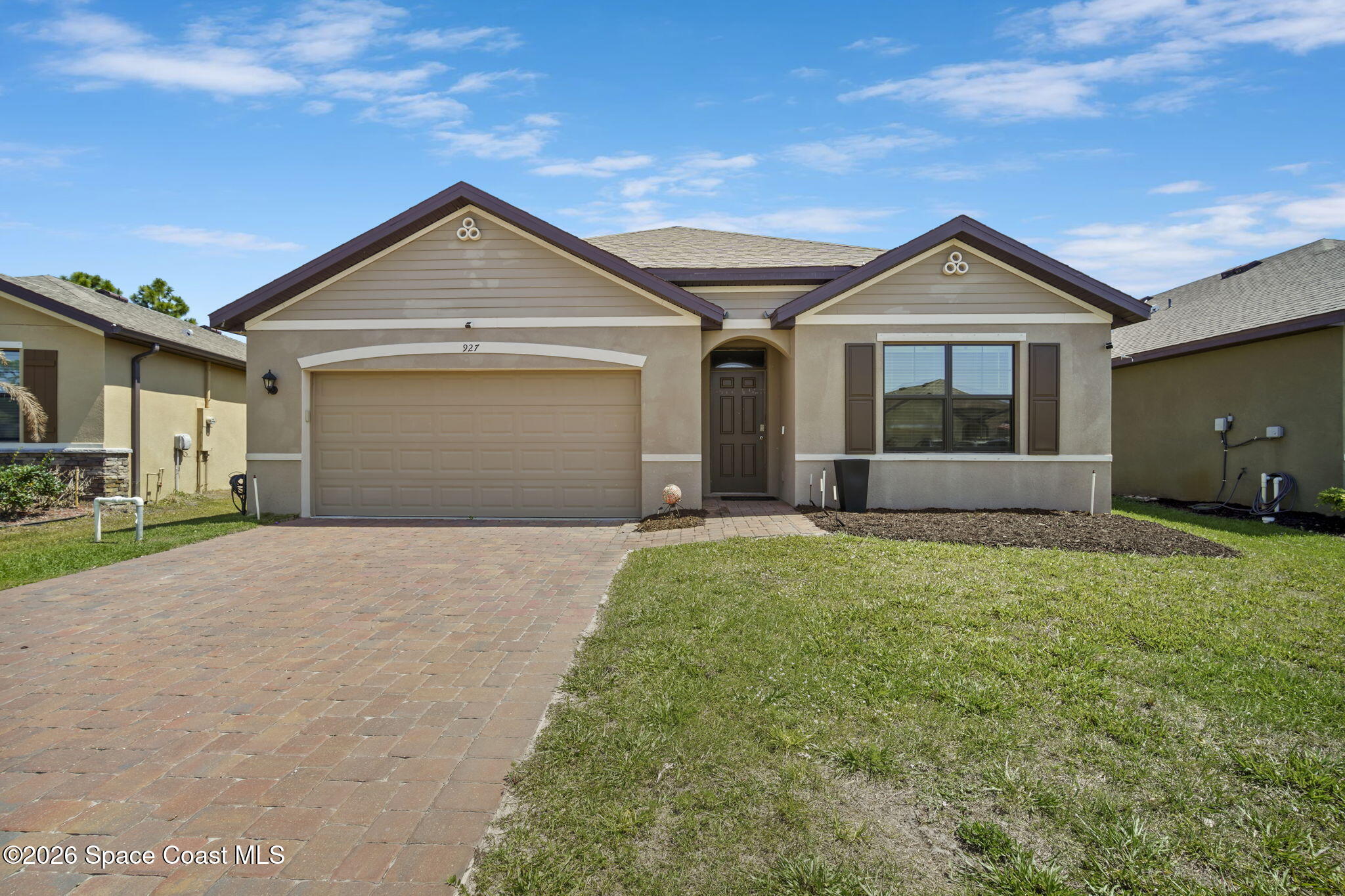 927 Remington Green Drive SE