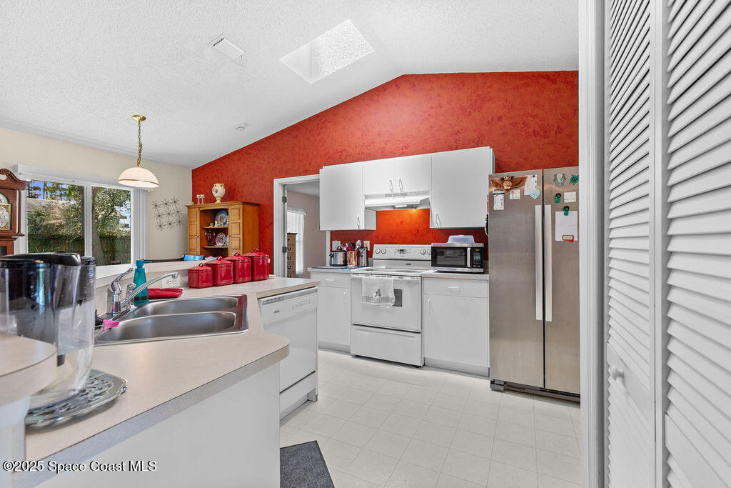 3955 Juanita Street