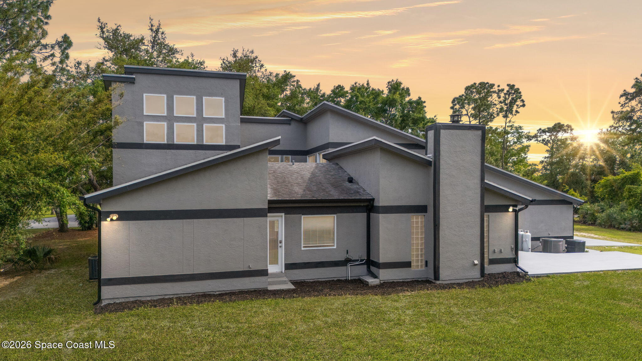 3884 Goshawk Place