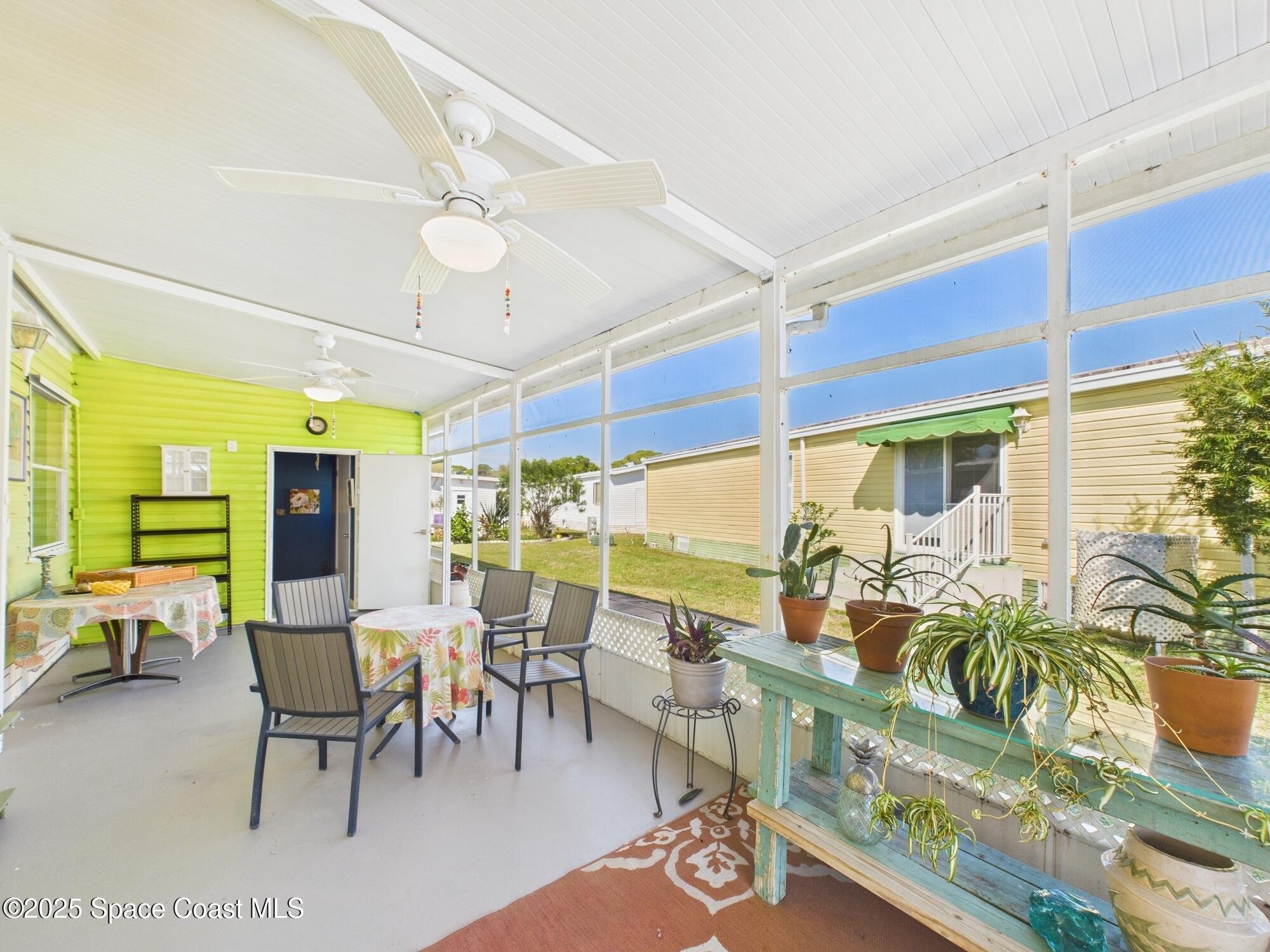 606 Dolphin Circle