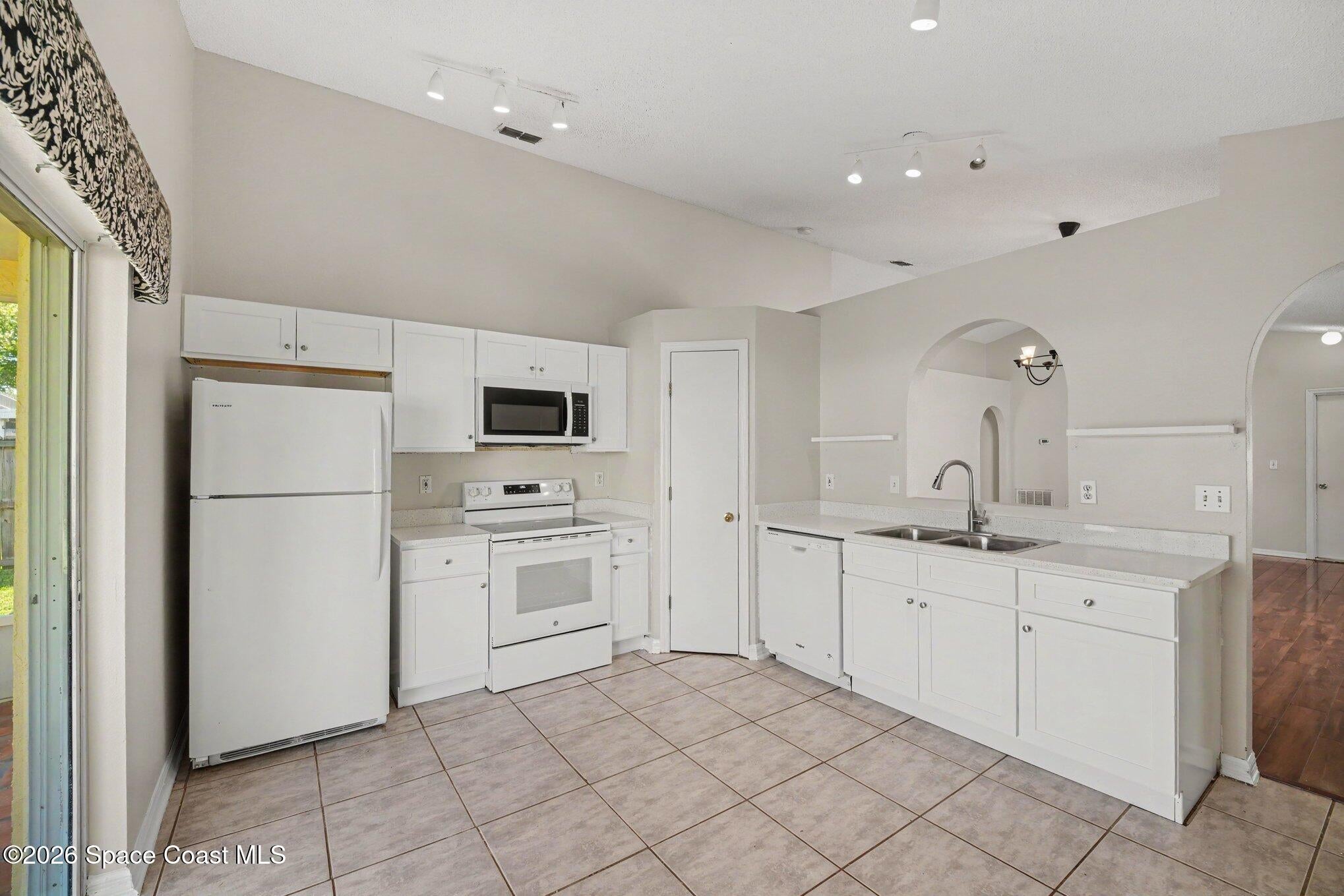 2824 Maderia Circle