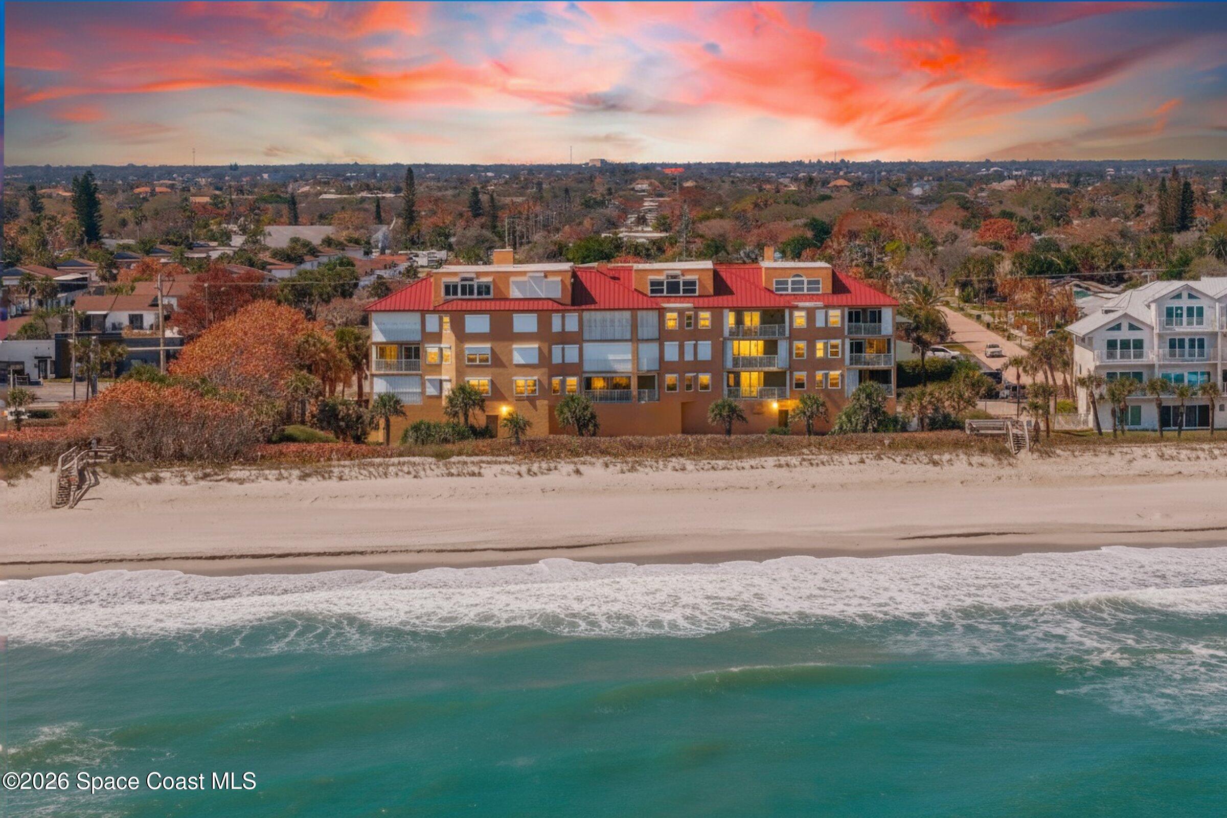 1395 Jimmy Buffett Memorial Highway 203