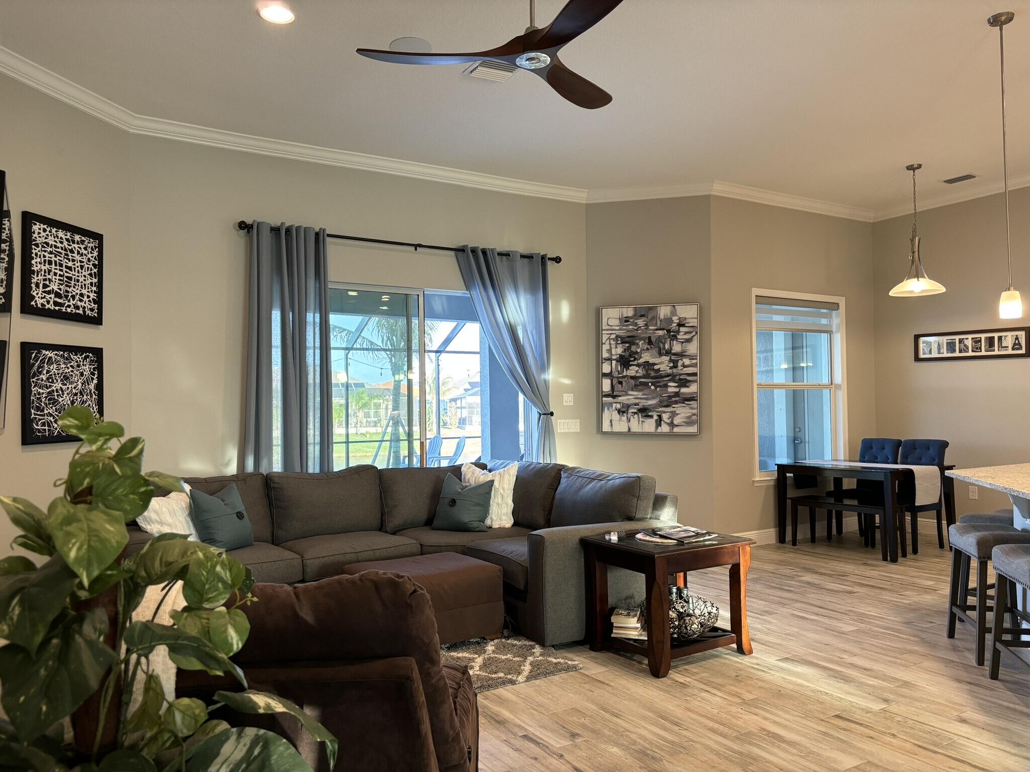 8341 Paragrass Avenue