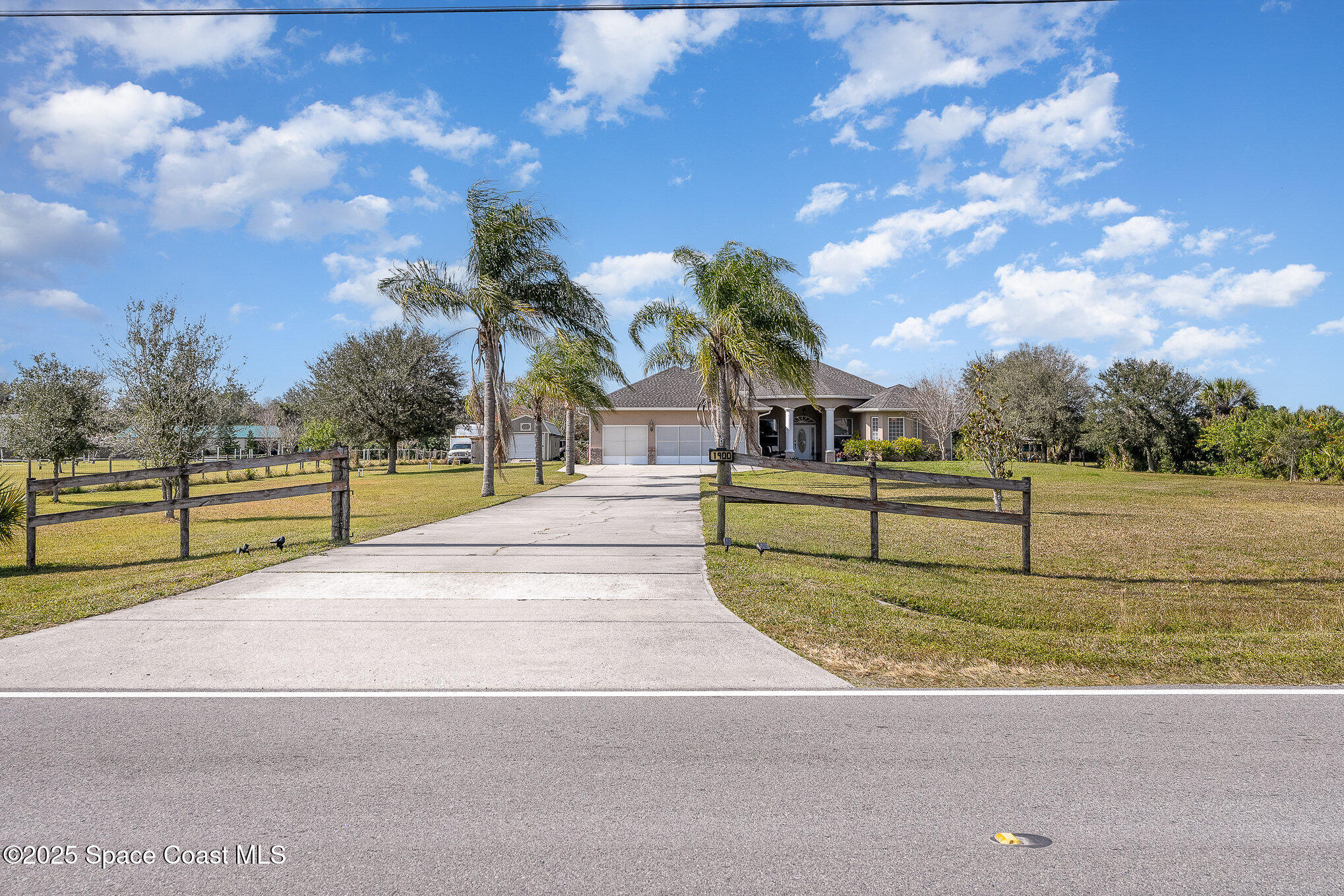 1900 Weber Road