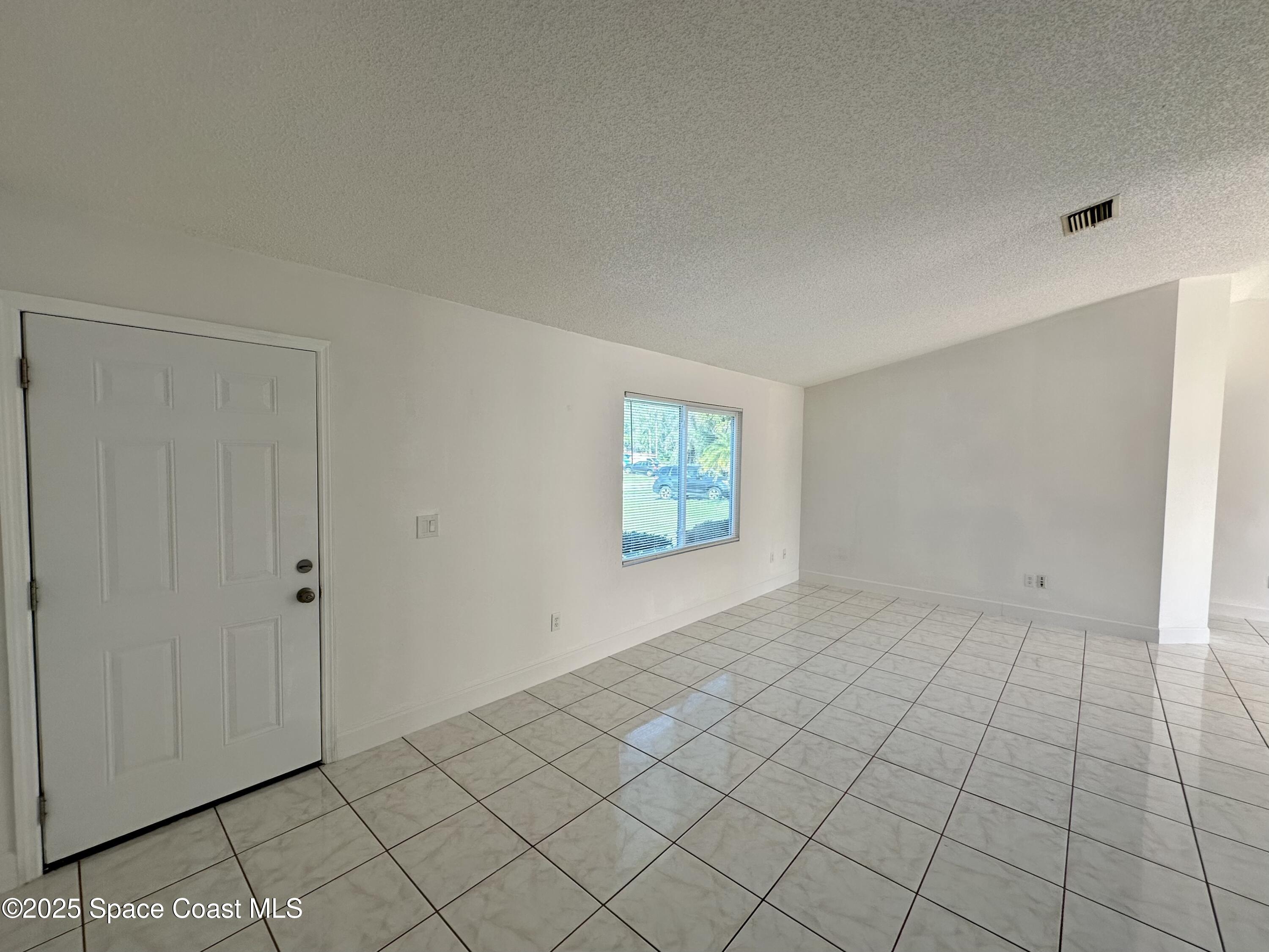 454 Vin Rose Circle SE