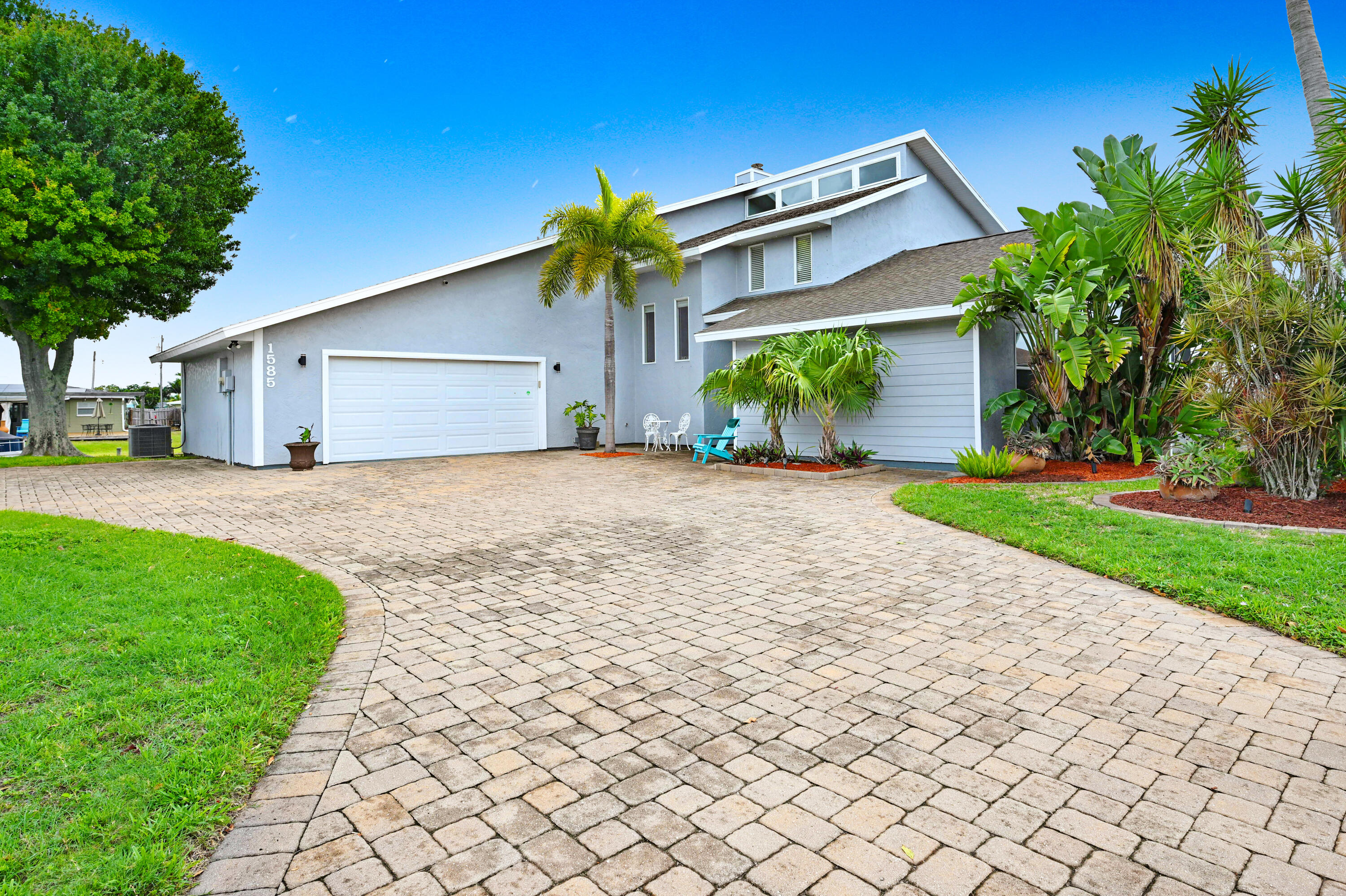 1585 Sykes Creek Drive