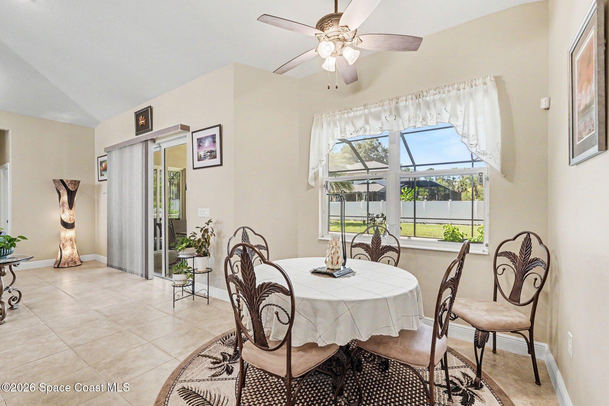 110 Via Catalano Court NE