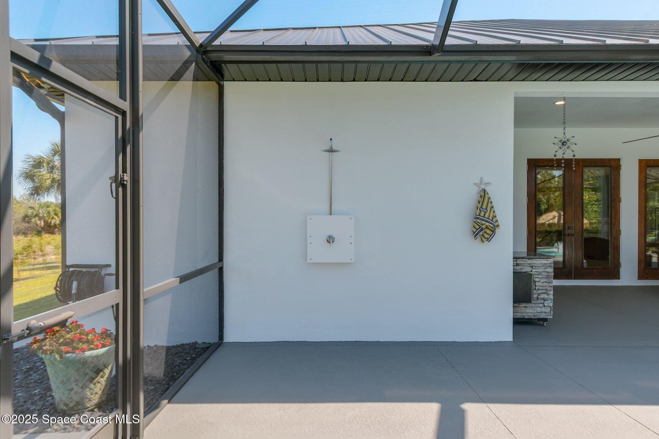 300 Pinto Lane
