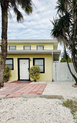 1403 S MIRAMAR AVE APT B, INDIALANTIC, FL 32903 - Image 48b95dc479aab6ef44827e9fd0fa3cfc/3072542156