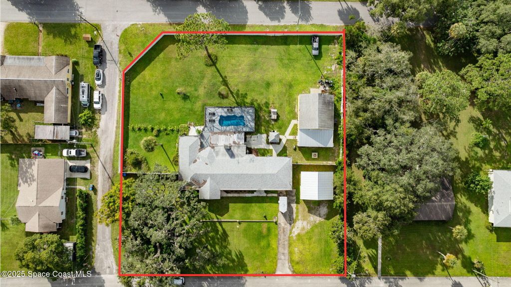 Photo of 106 S Mantor Avenue, Titusville, FL 32796 (MLS # 1060256)
