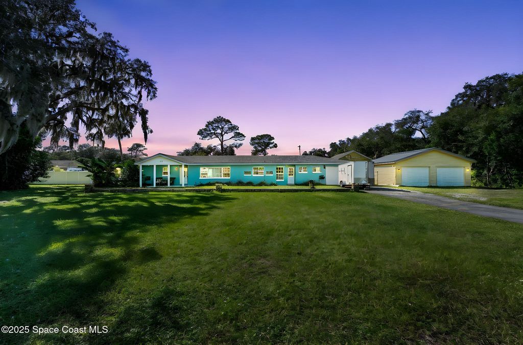Photo of 106 S Mantor Avenue, Titusville, FL 32796 (MLS # 1060256)
