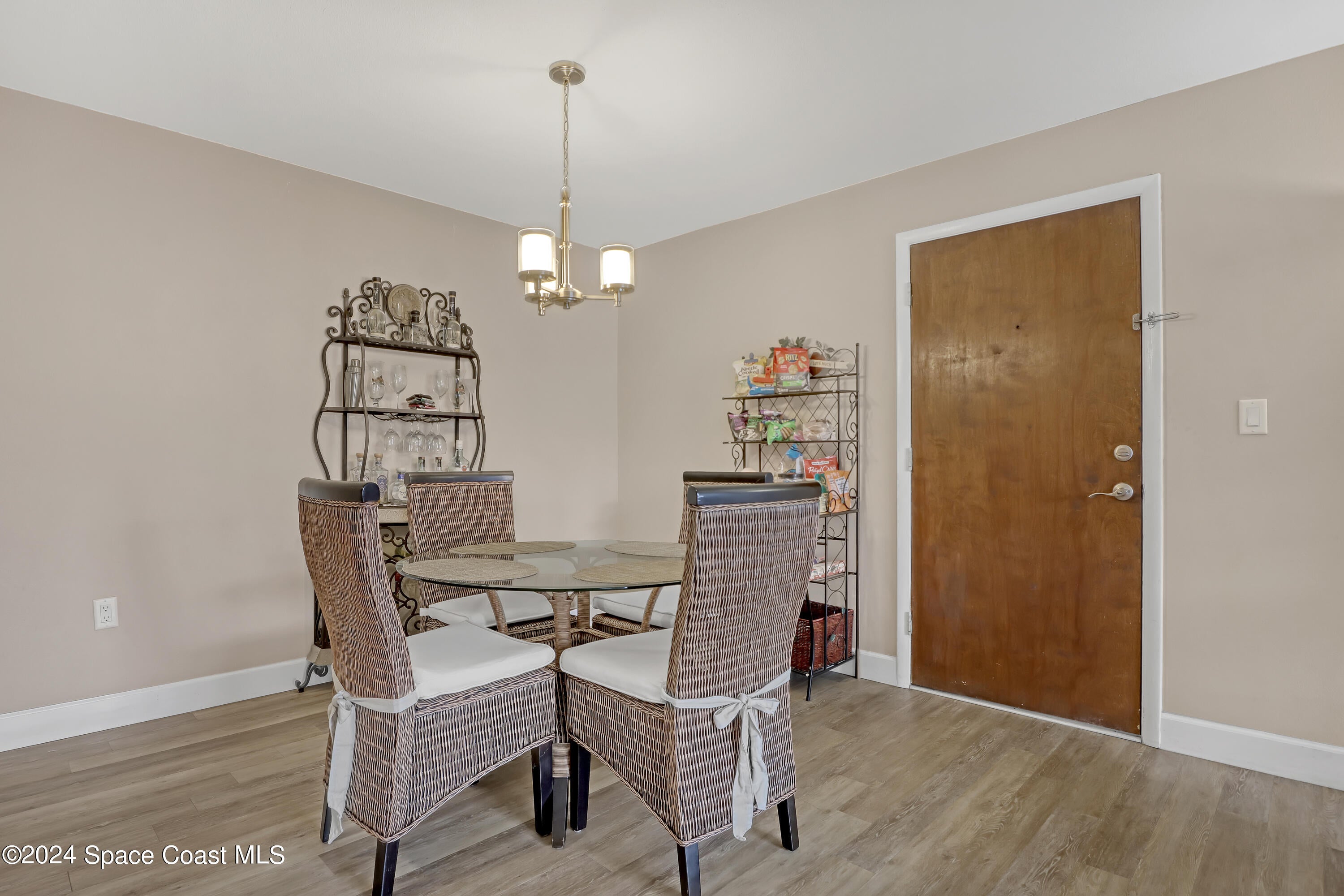 2700 N Hwy A1a 4-201