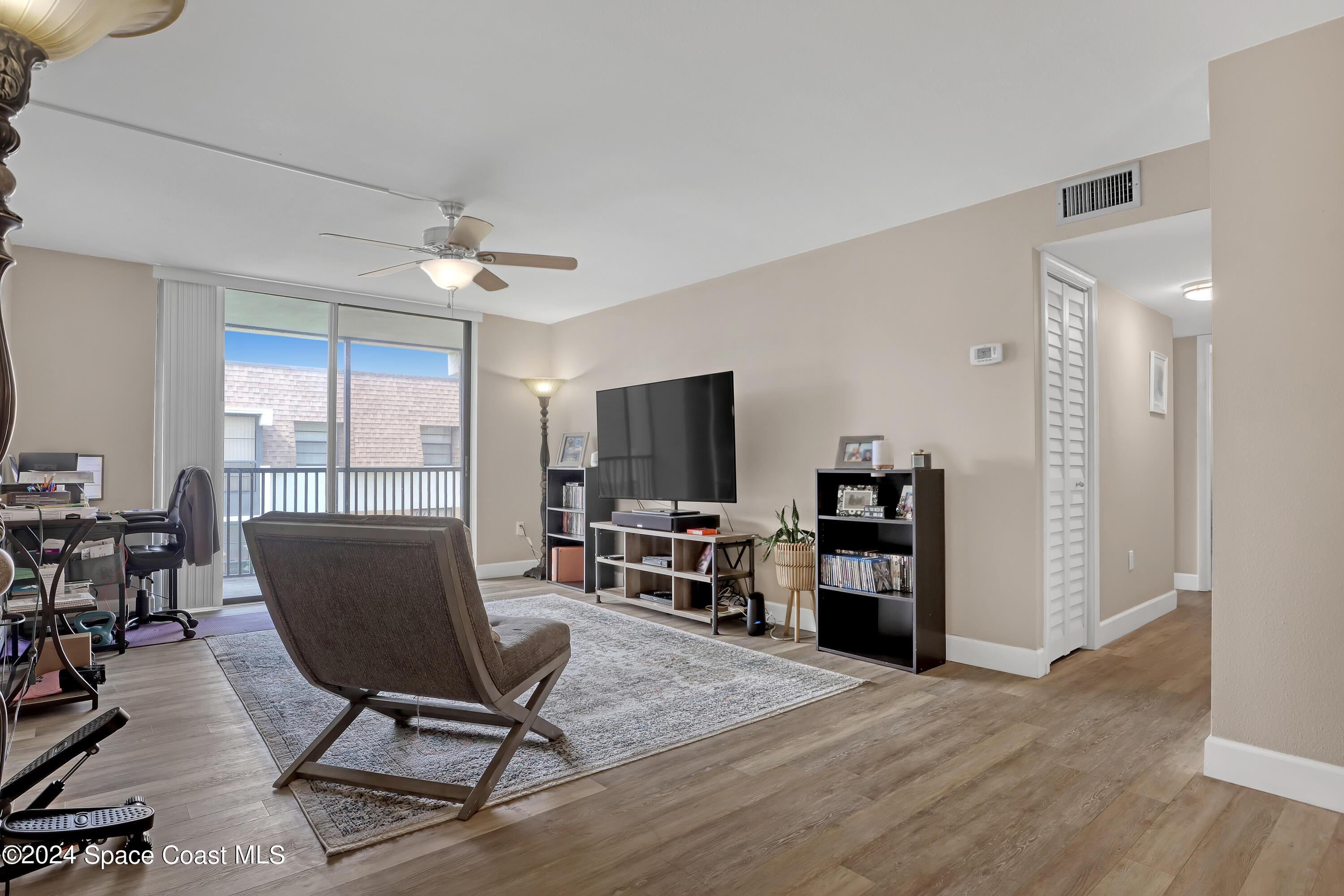 2700 N Hwy A1a 4-201