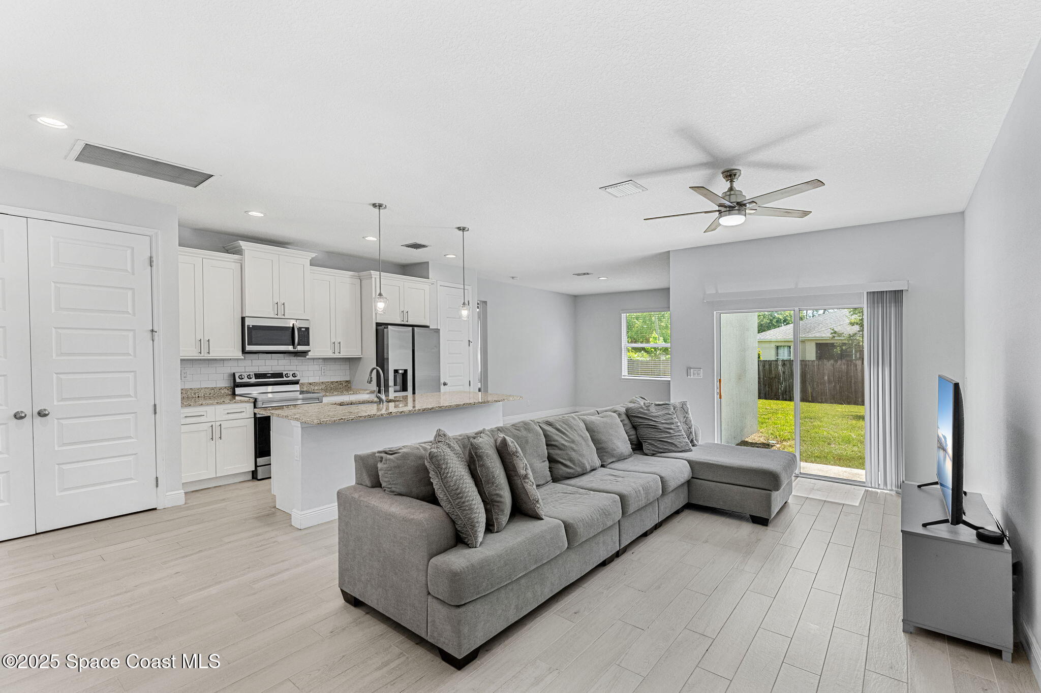 443 Archer Road SE