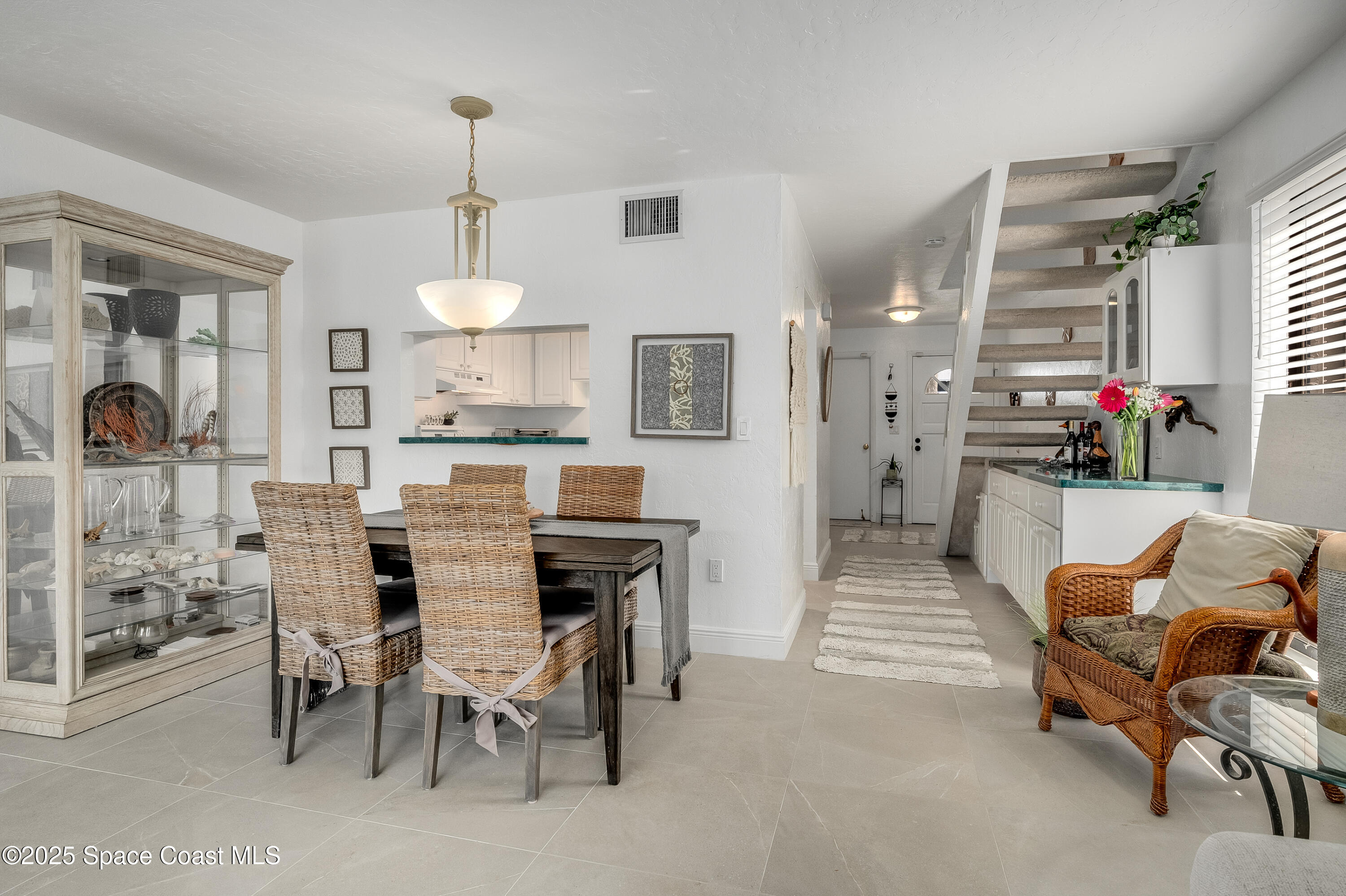 8 Cove Road 8-B