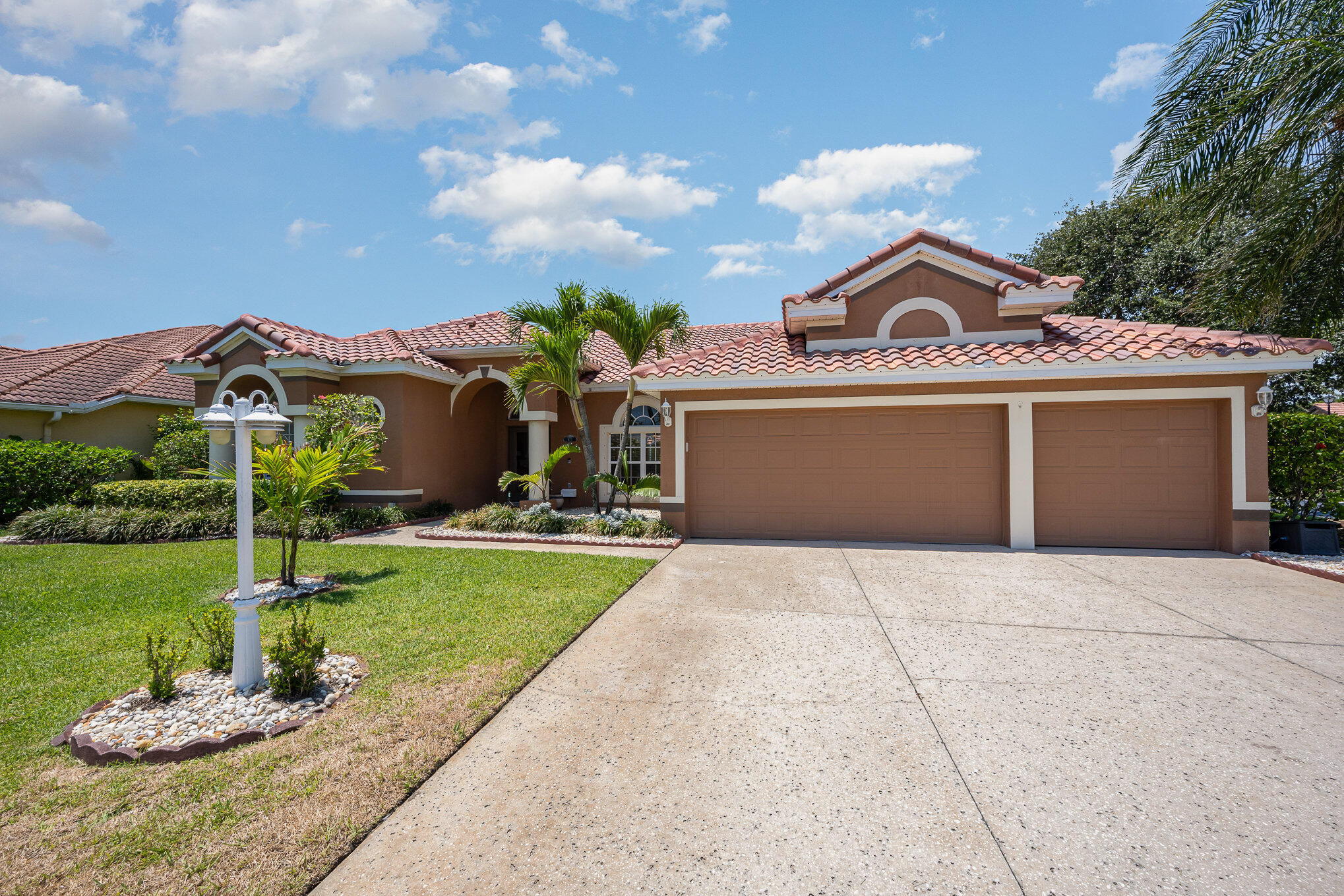 477 Pirates Moon Court