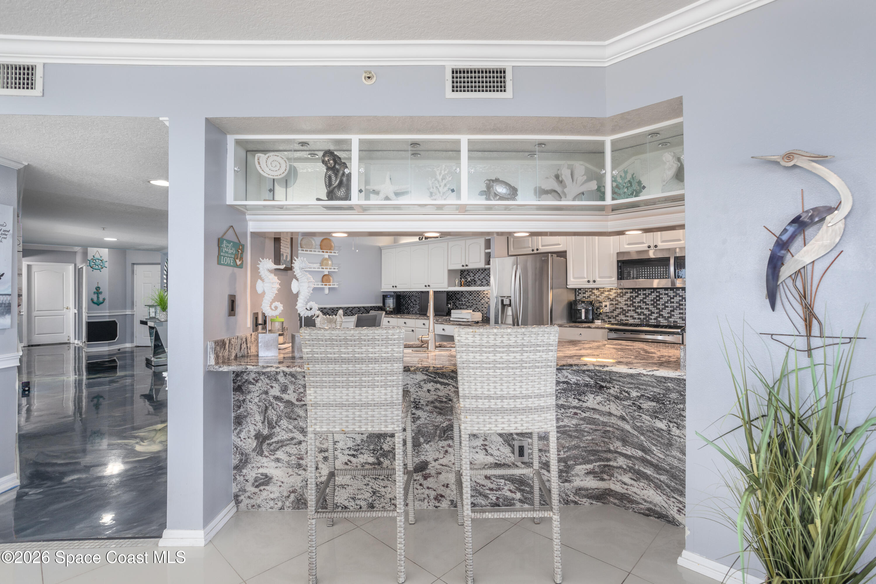 925 N Highway A1a 305