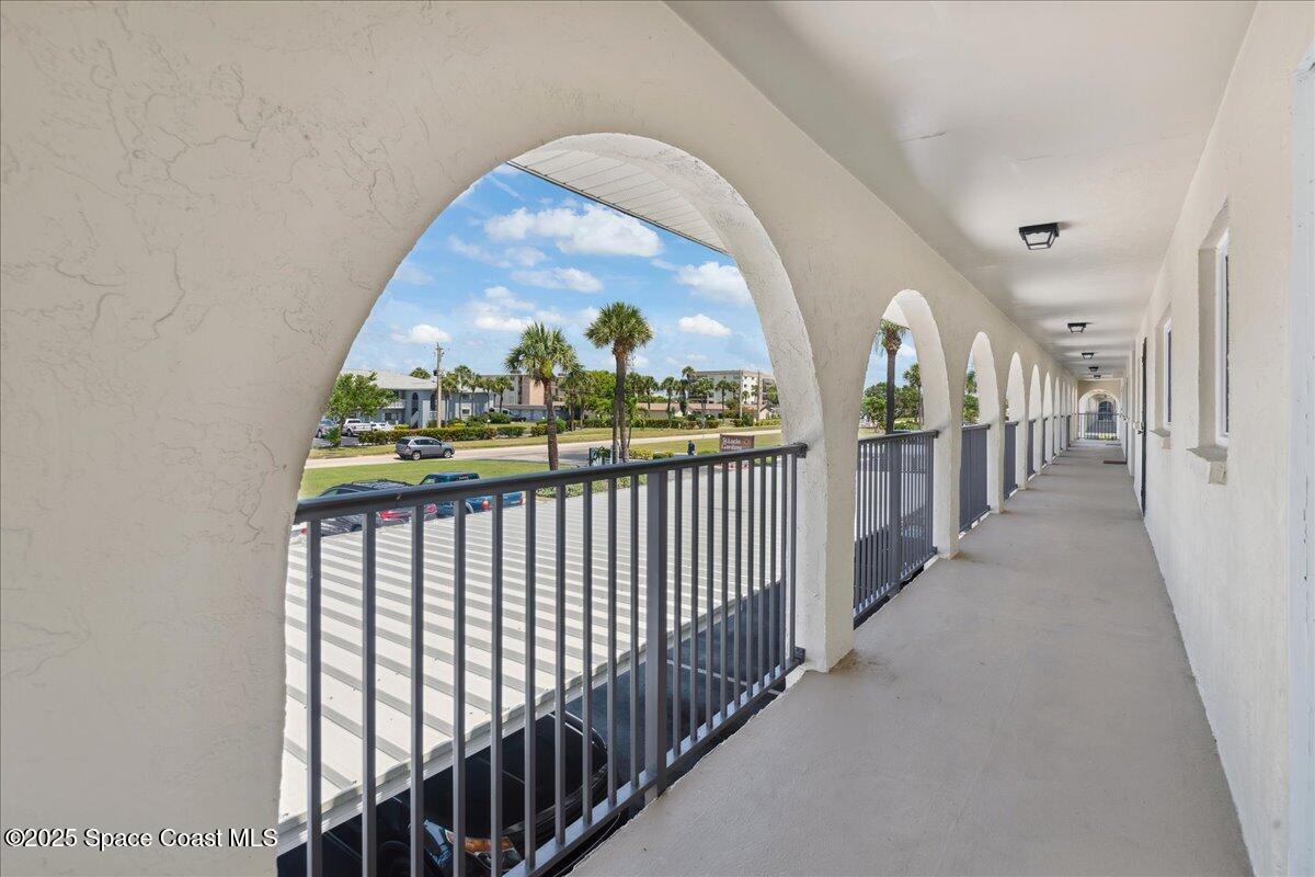 201 St. Lucie Lane 809