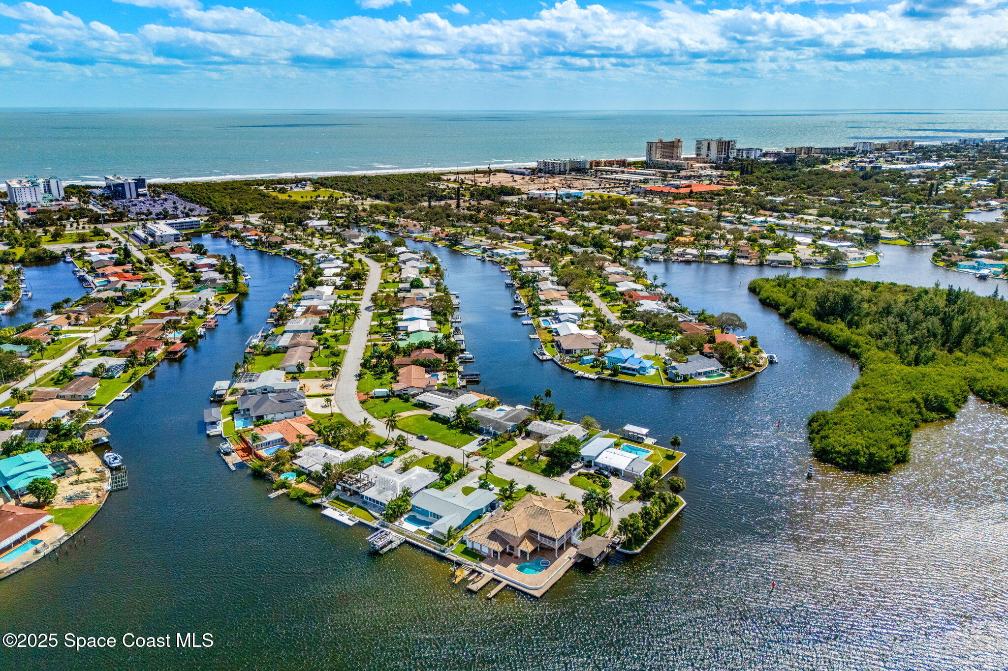 272 Bahama Boulevard