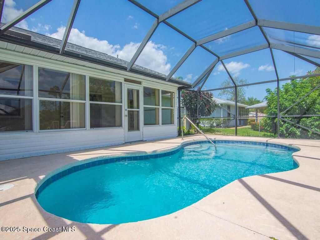 Photo of 344 Concha Drive, Sebastian, FL 32958 (MLS # 1041607)