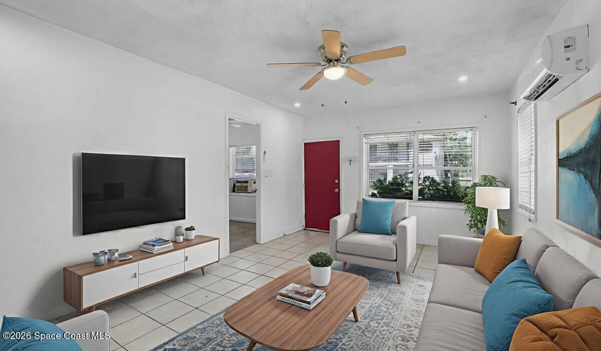 215 N Grannis Avenue