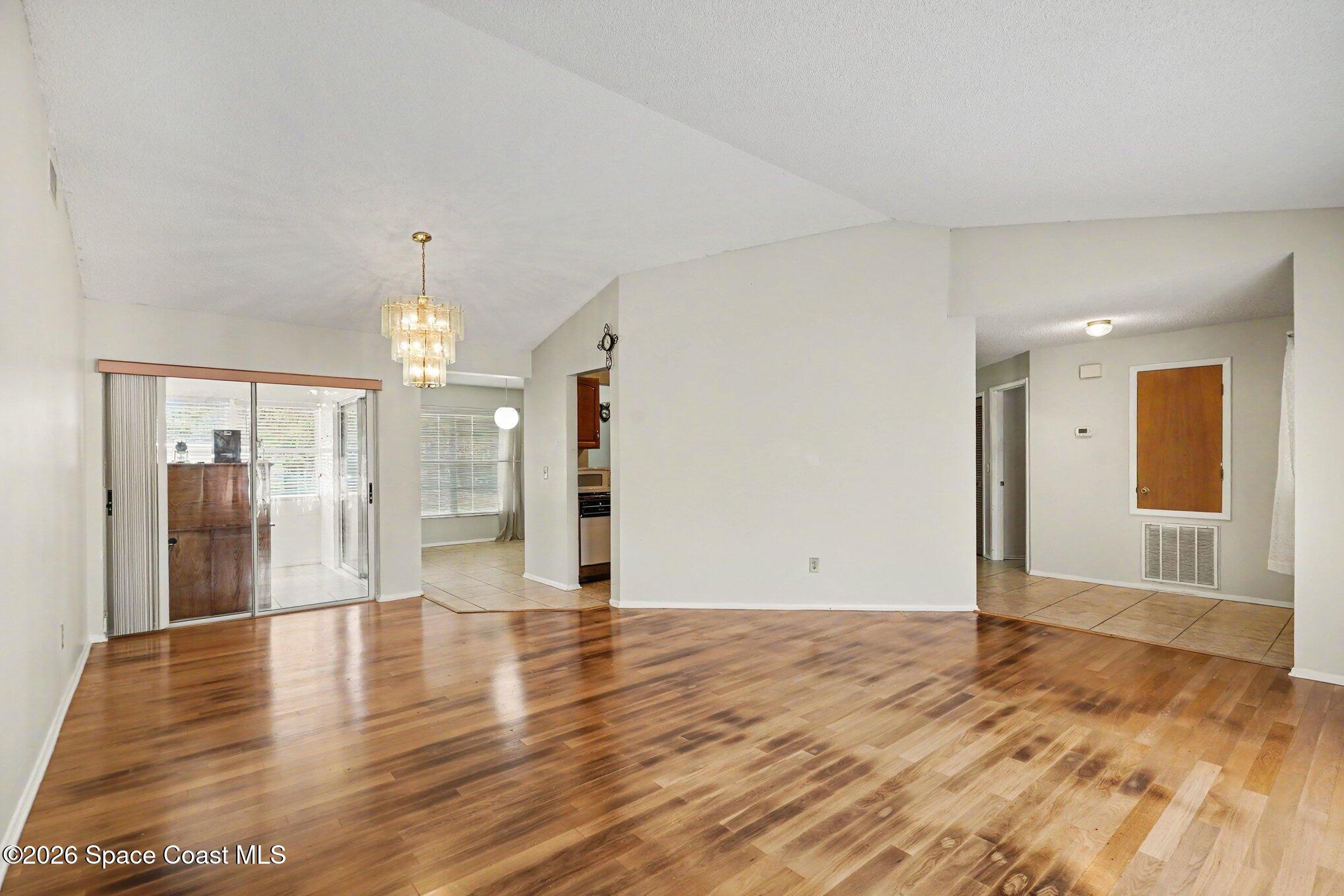 1206 Glencove Avenue NW