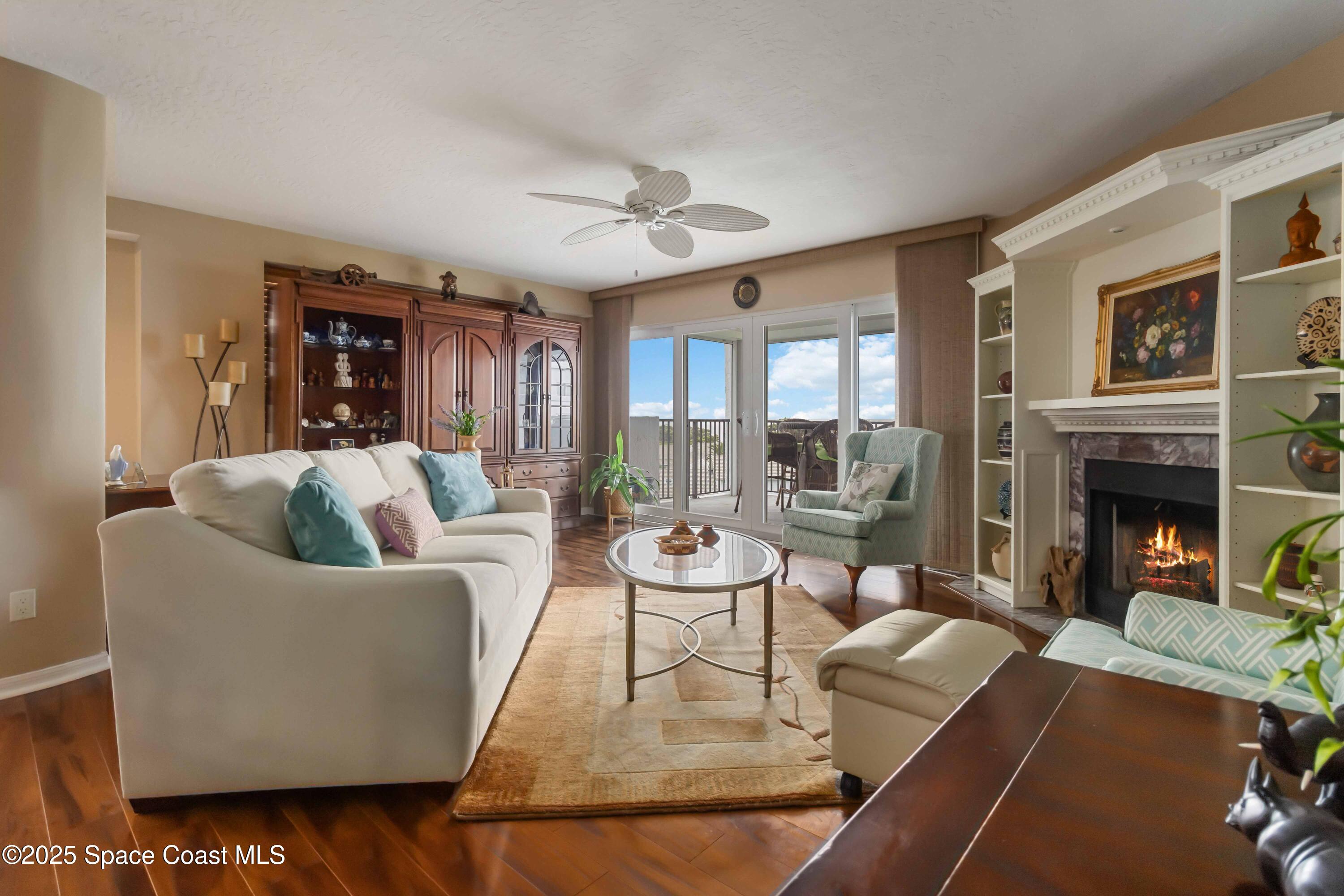215 Ballyshannon Street C401