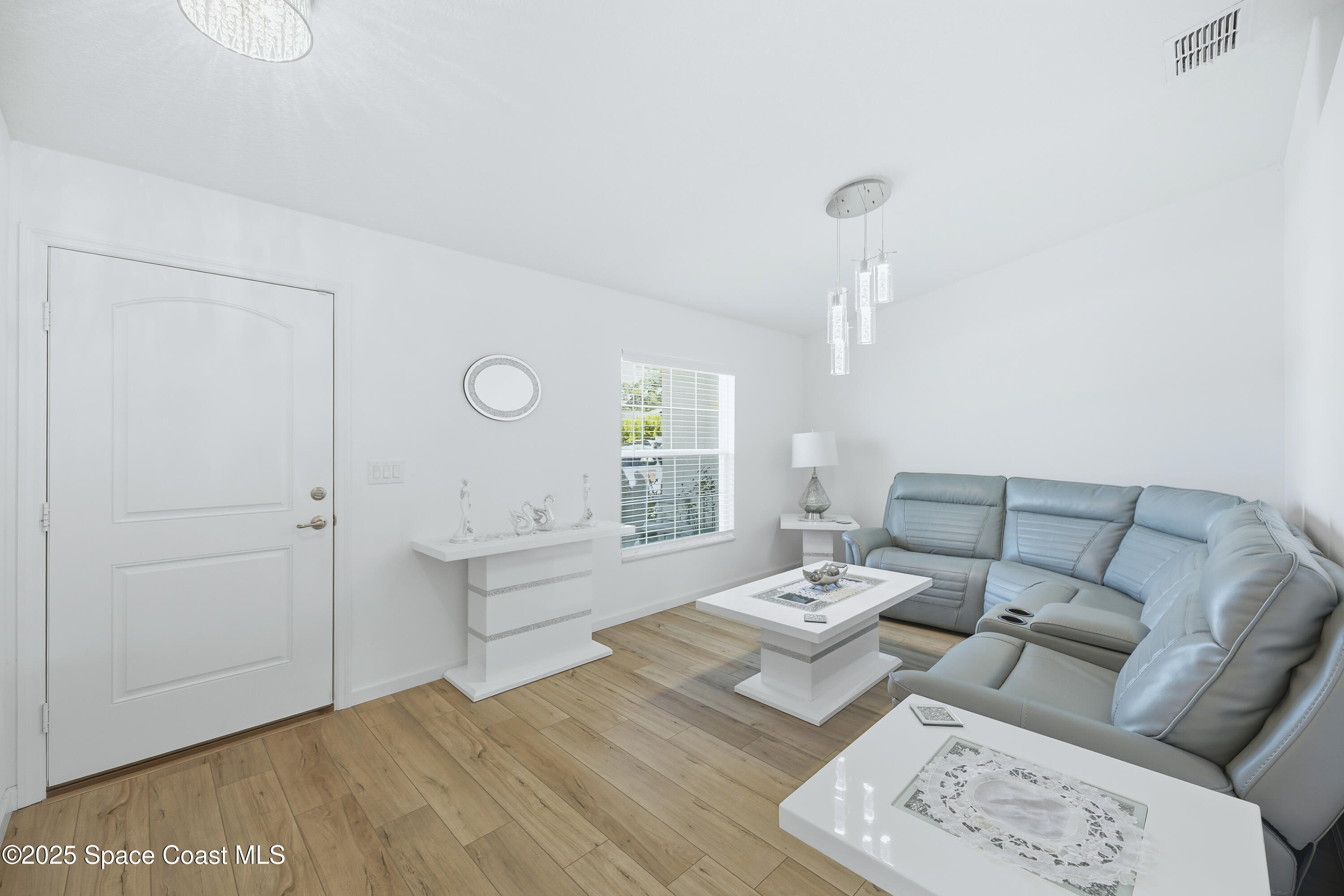 516 Olsmar Street SW