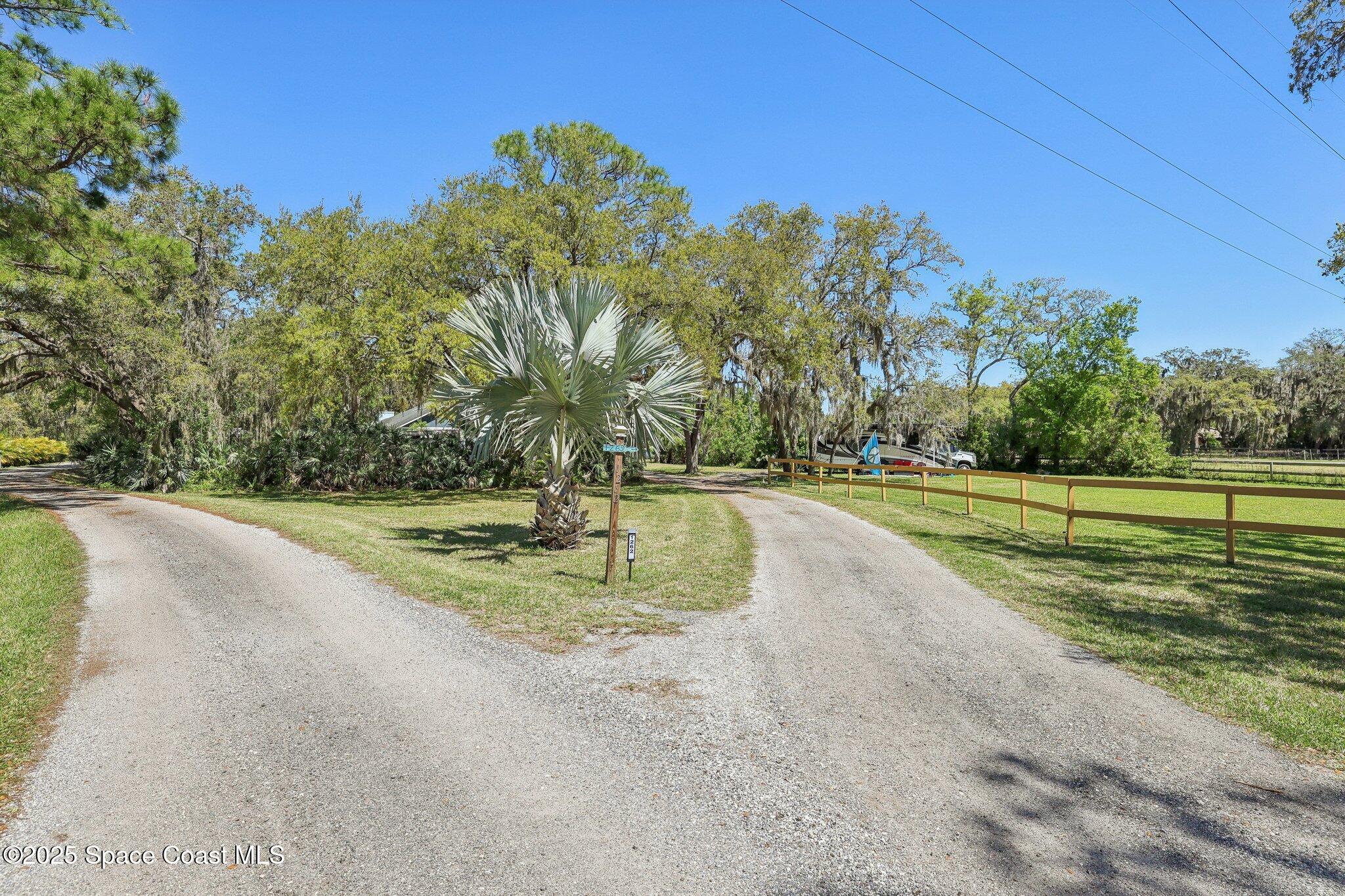 1262 N Pine Island Road