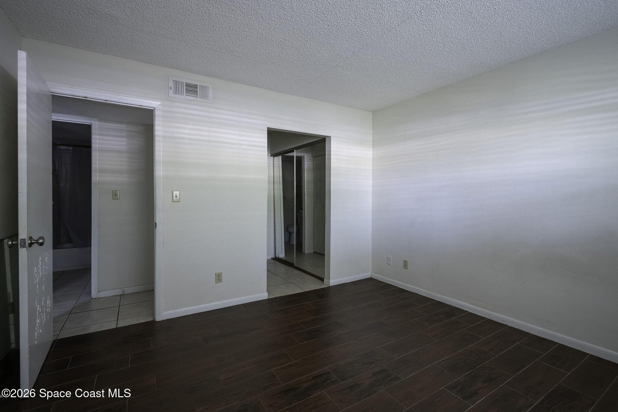 1649 Sunny Brook Lane NE B105