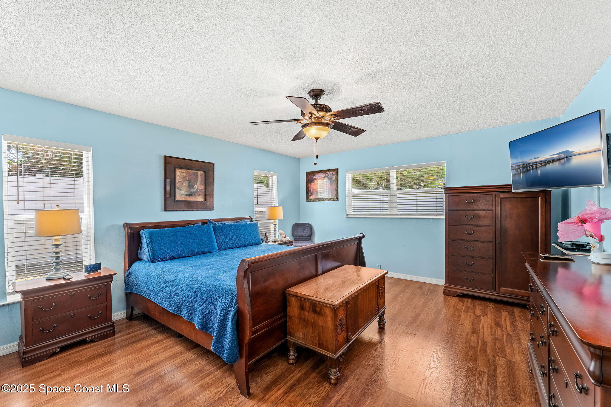36 Mohican Way