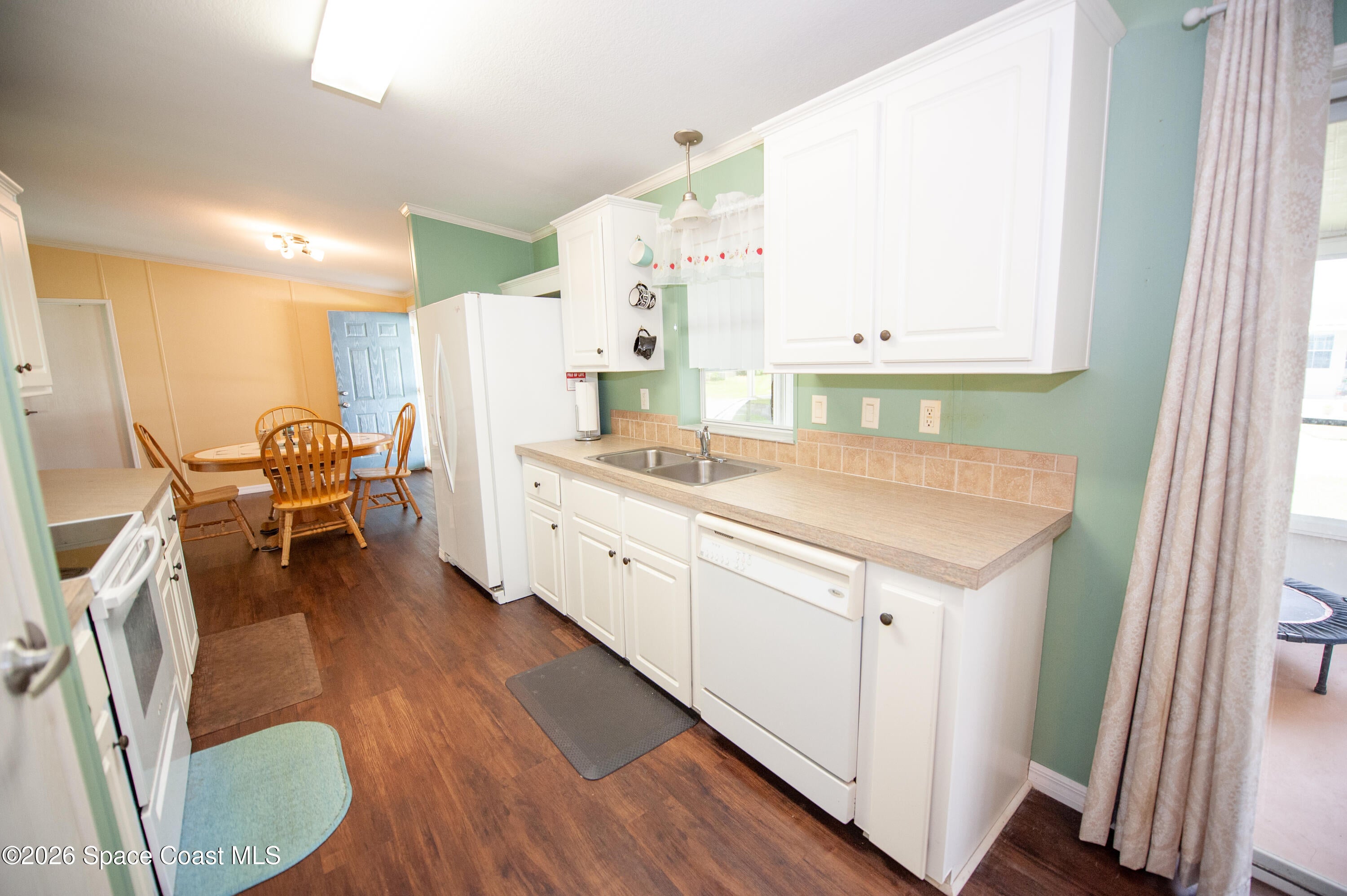 605 Outer Drive
