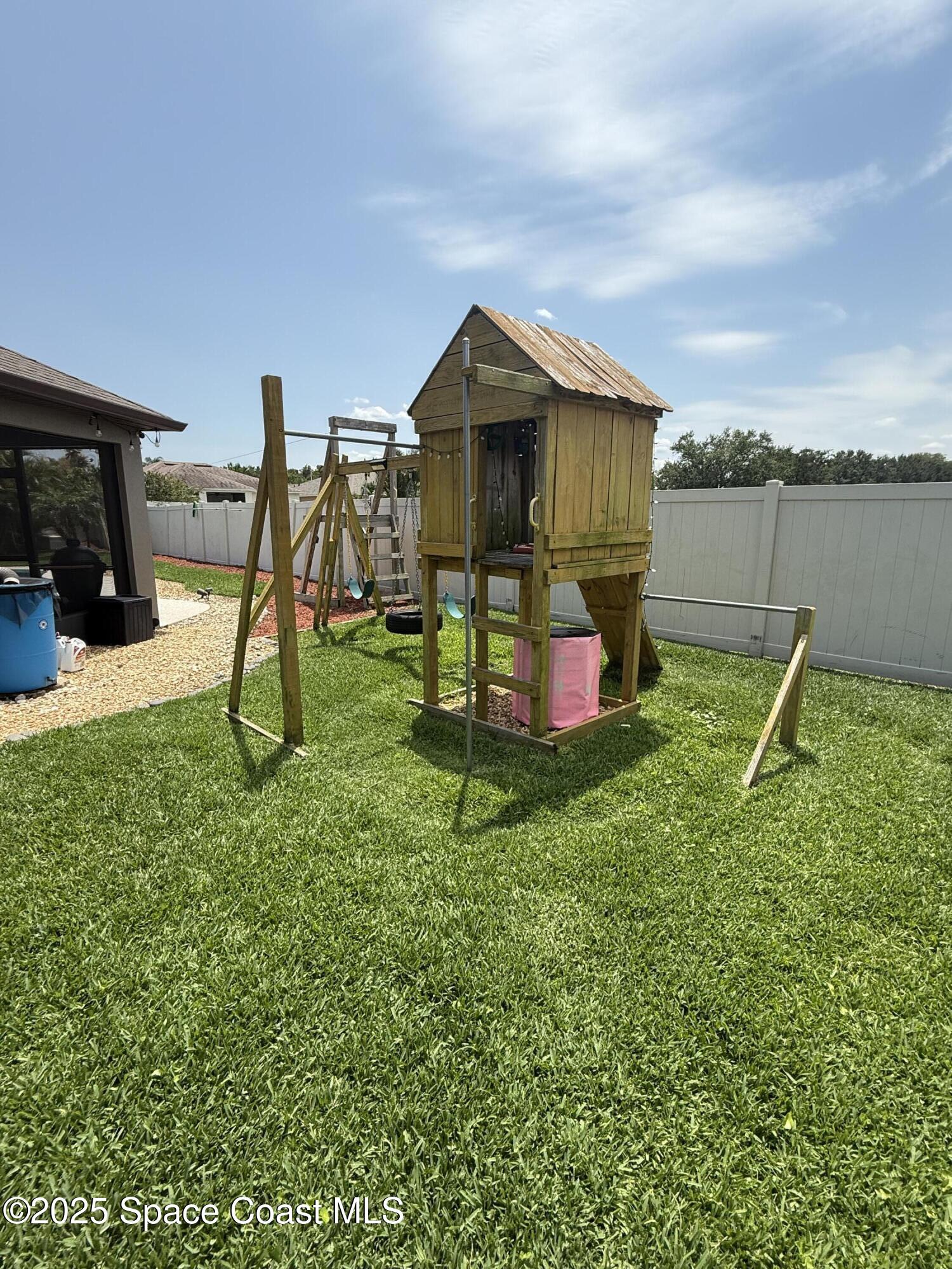 4065 Harvest Circle