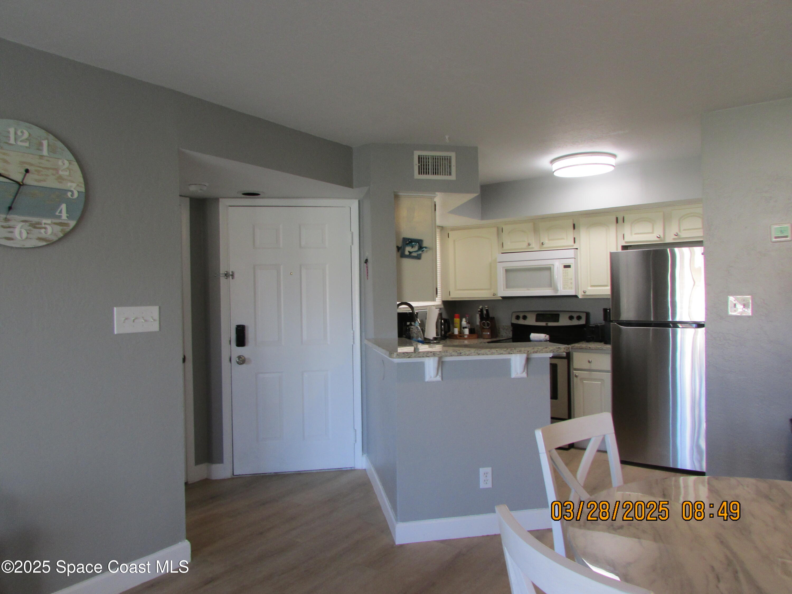 1850 Charlesmont Drive 7118