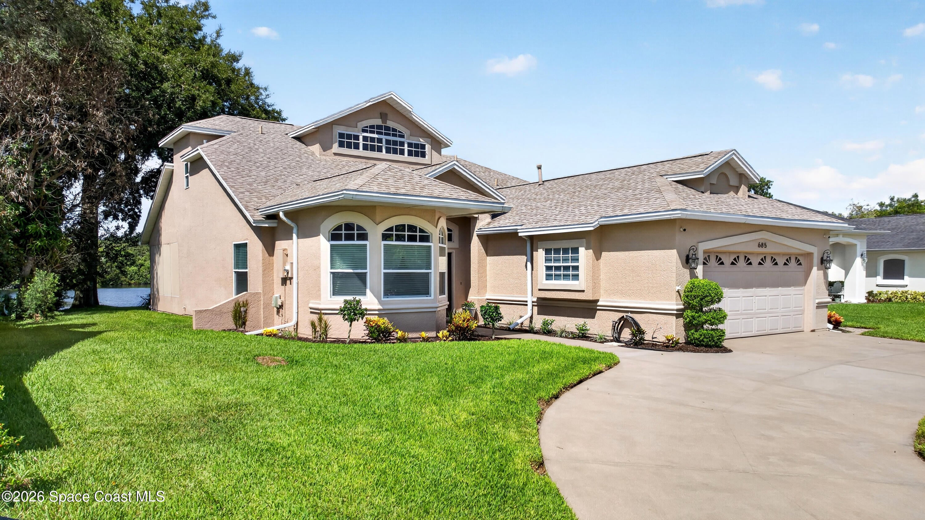 685 Bella Vista Drive