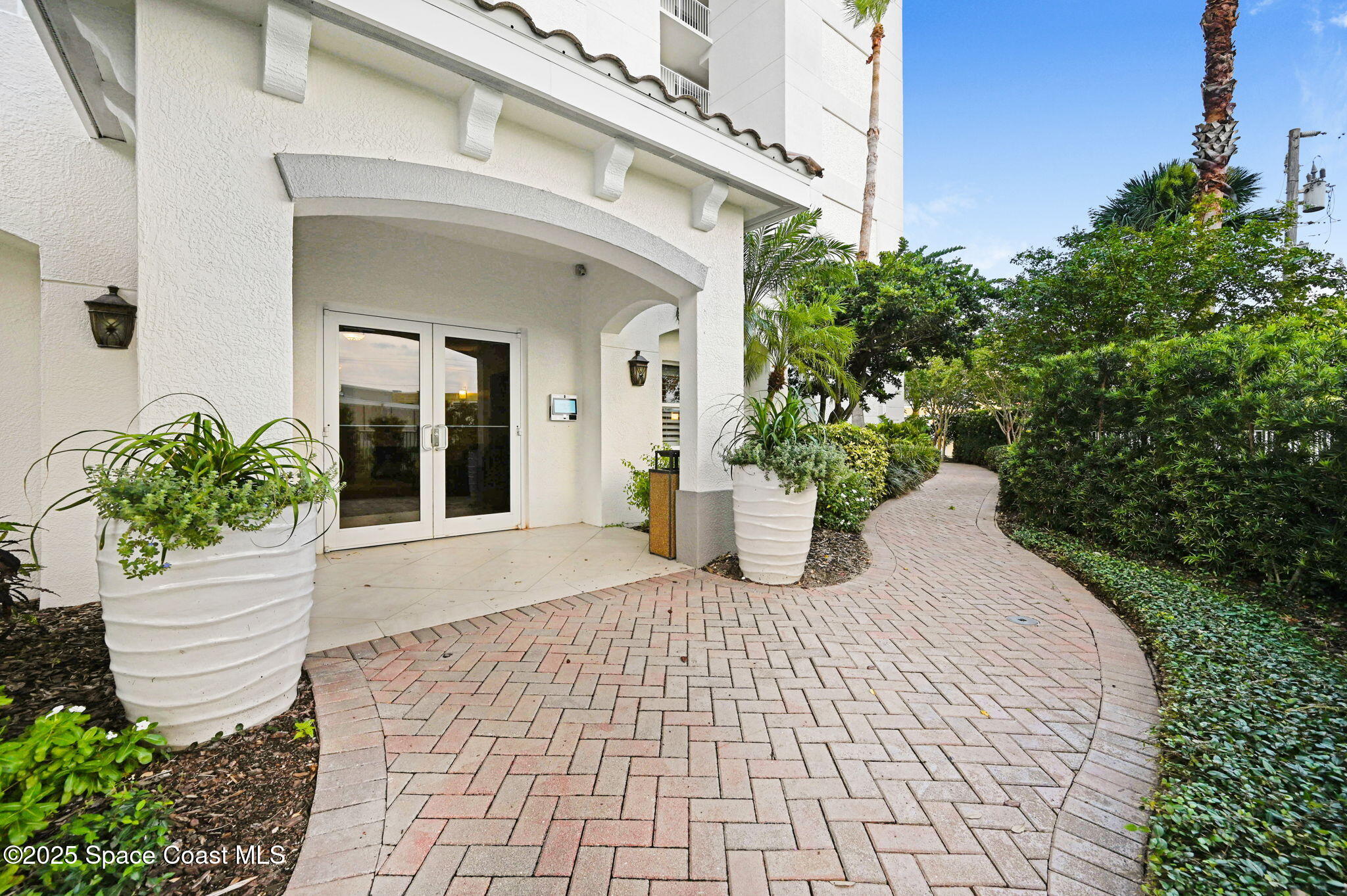 15 N Indian River Drive 905