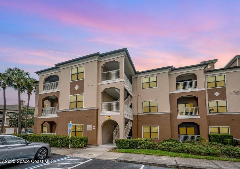 6421 Borasco Drive 1201