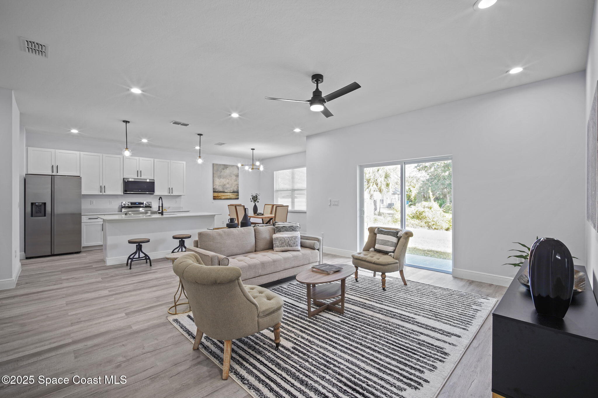 2668 Dennis Avenue SE