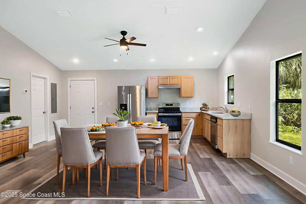 Photo of 8146 96th Court, Vero Beach, FL 32967 (MLS # 1059388)