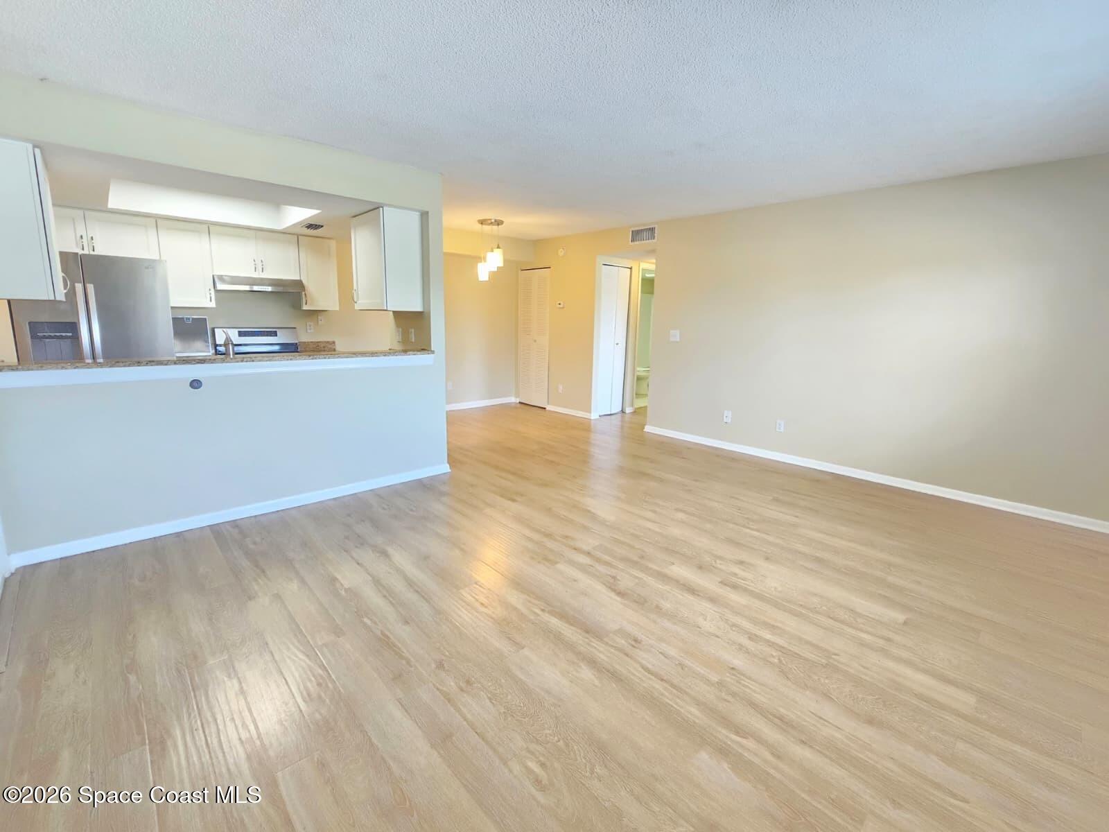 596 N Wickham Road 40