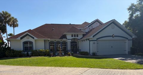 Photo of 583 Young Street, Indian Harbour Beach, FL 32937 (MLS # 1075706)
