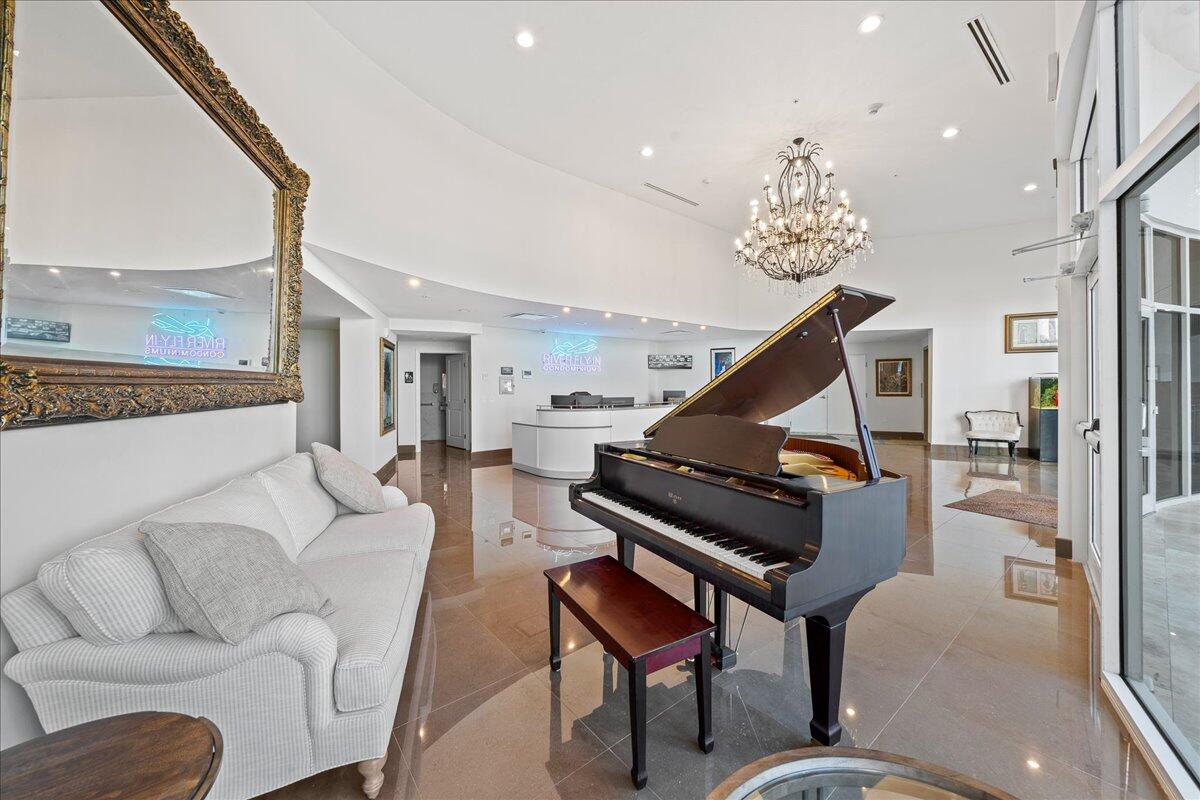 735 Pilot Lane 908