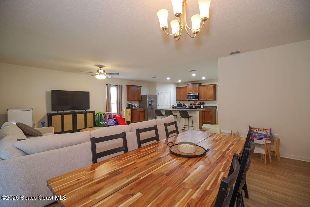 4283 Starling Place