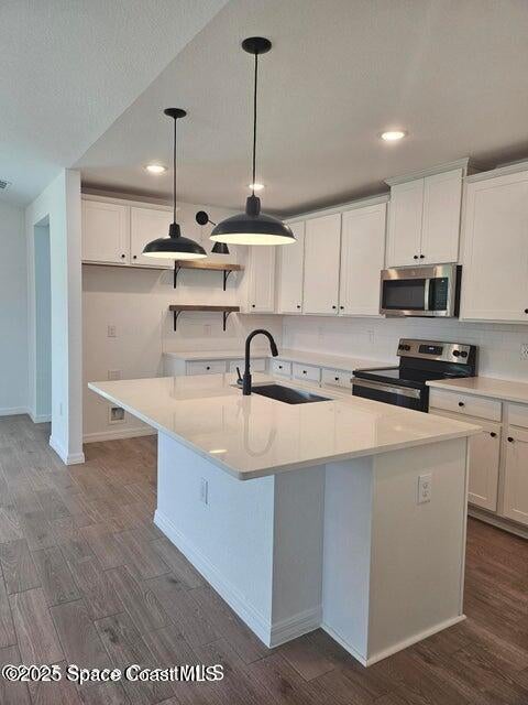 637 Bremerhaven Street NW 48