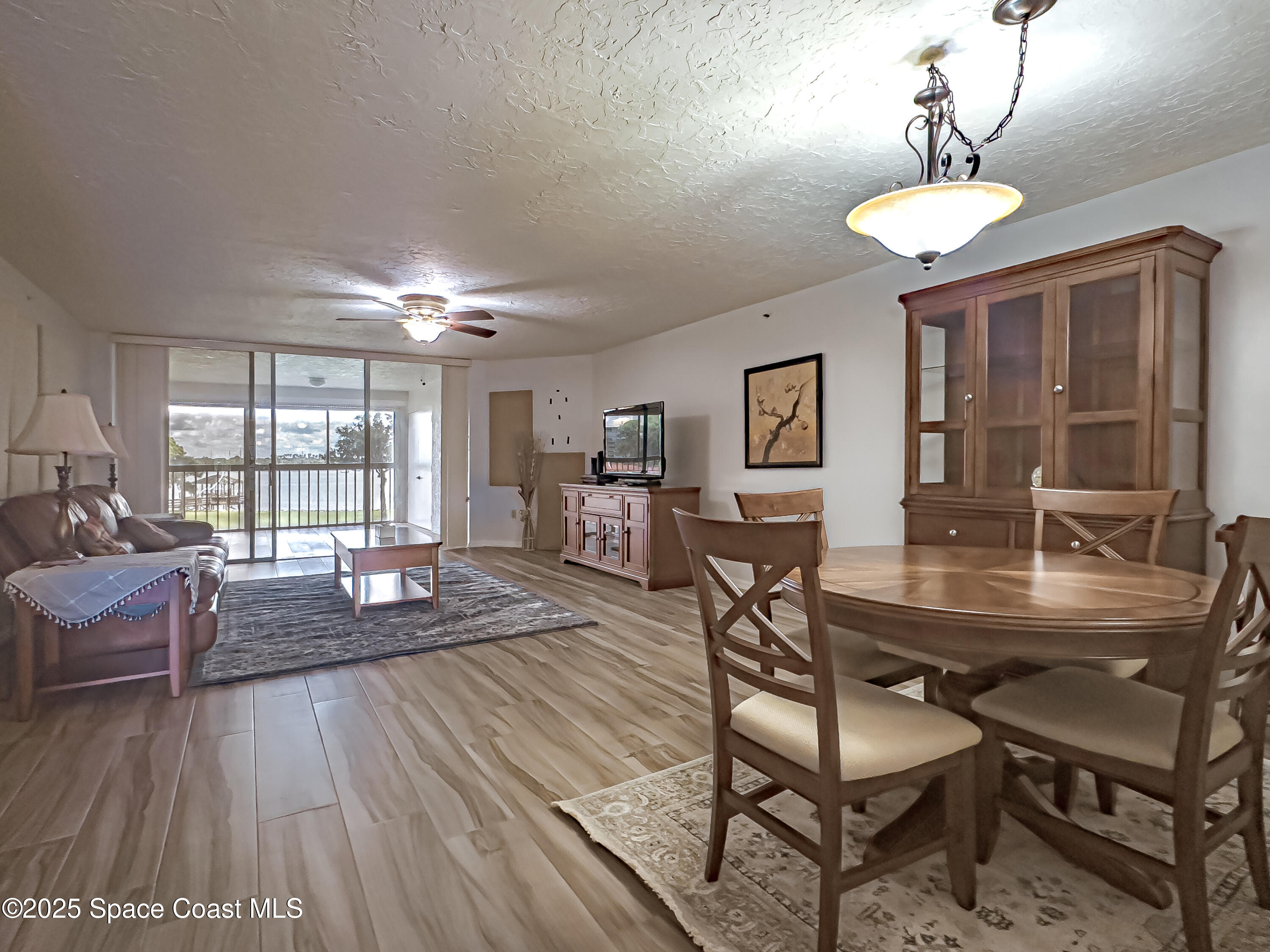 343 N Tropical Trail 306