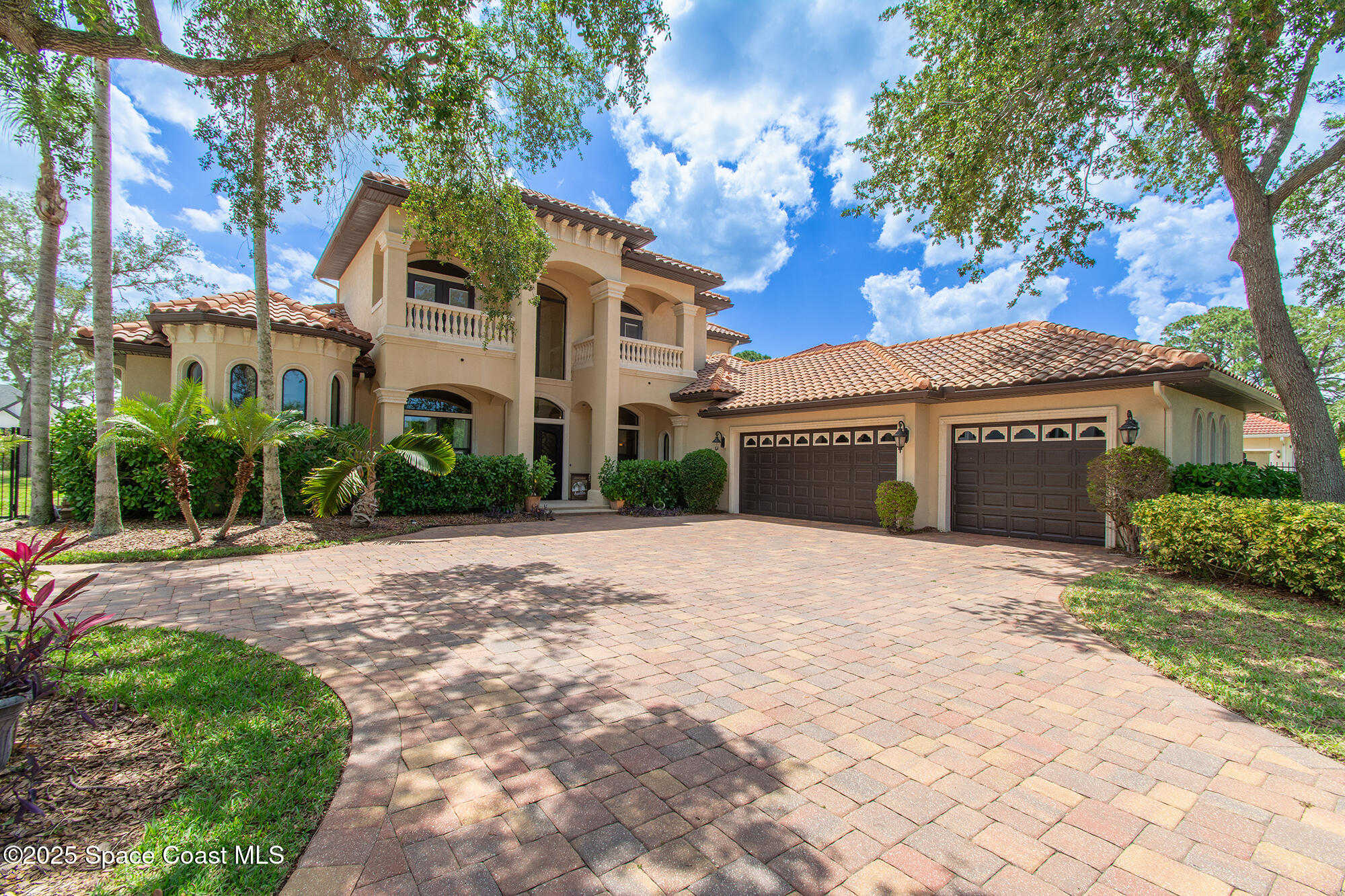 5454 Riveredge Drive